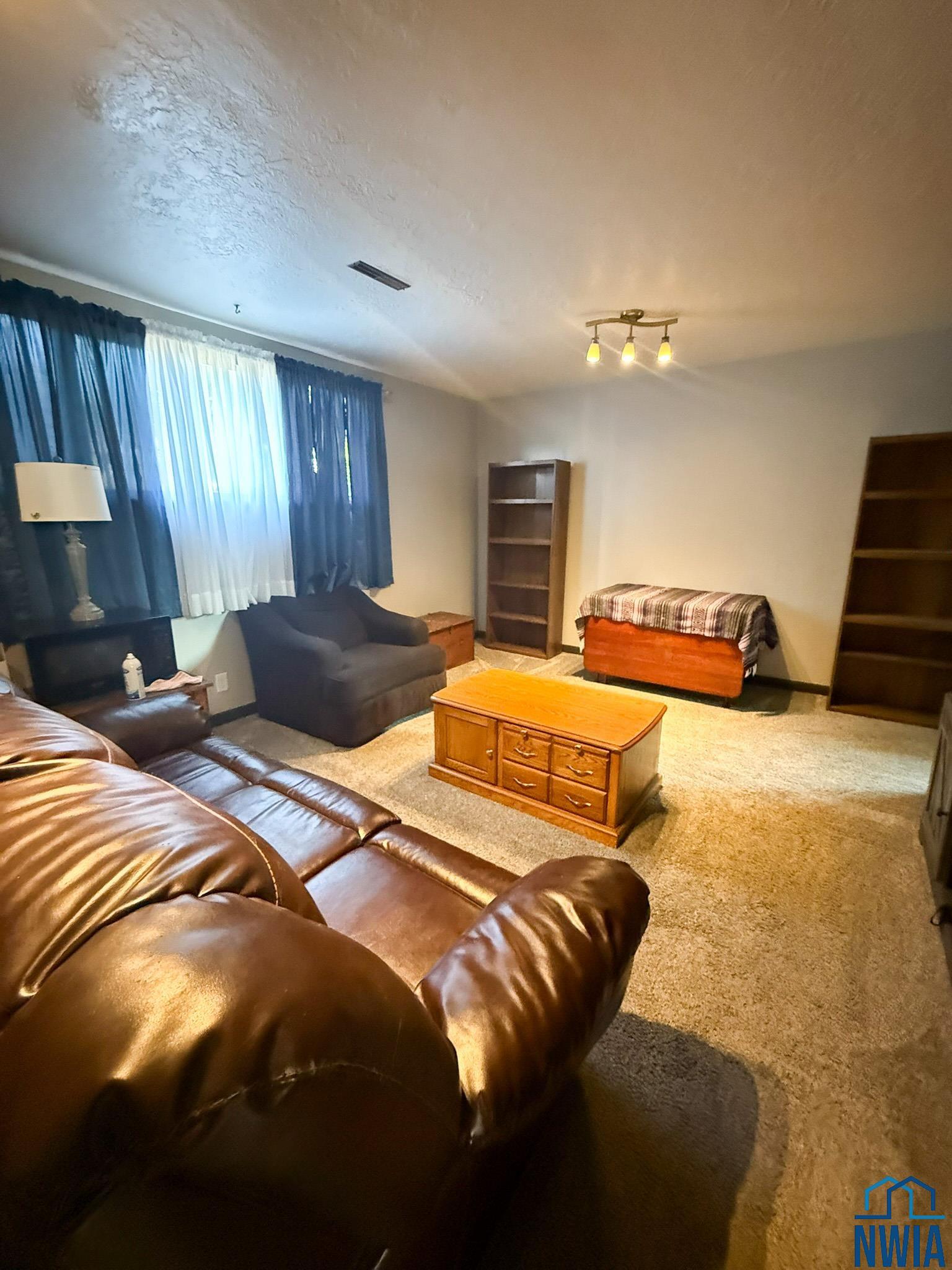 MLS #830287
