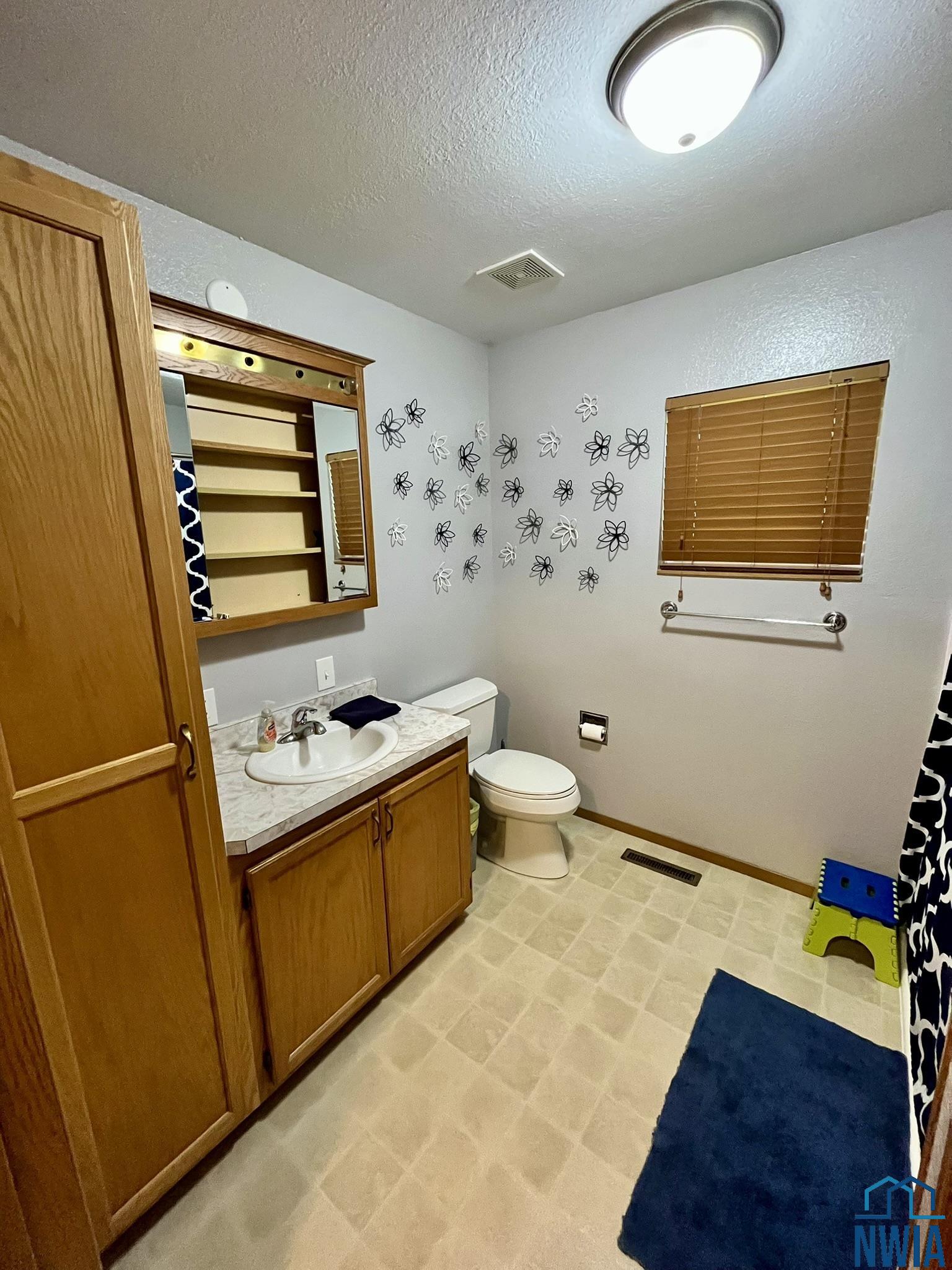MLS #830304