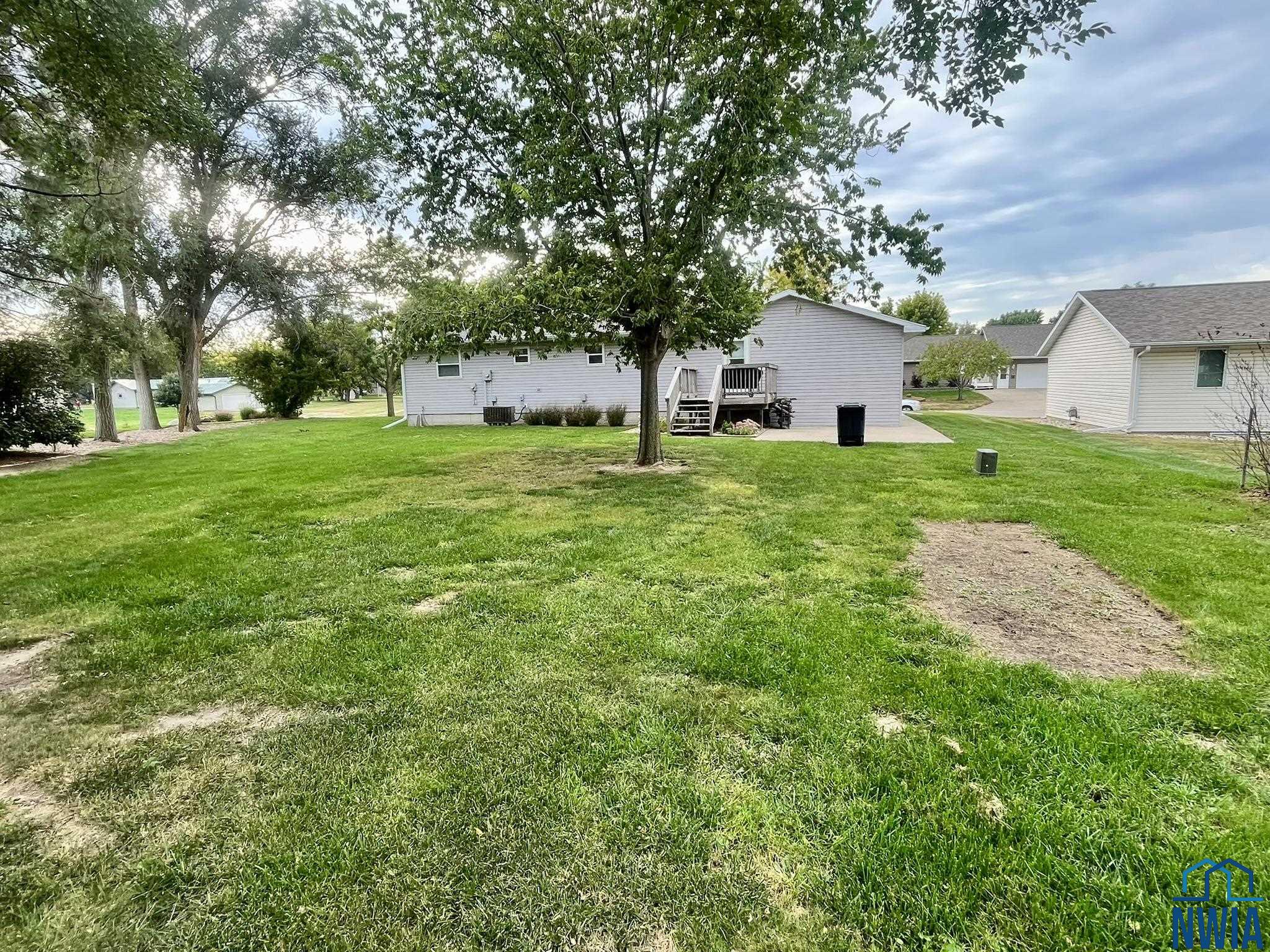 MLS #830304