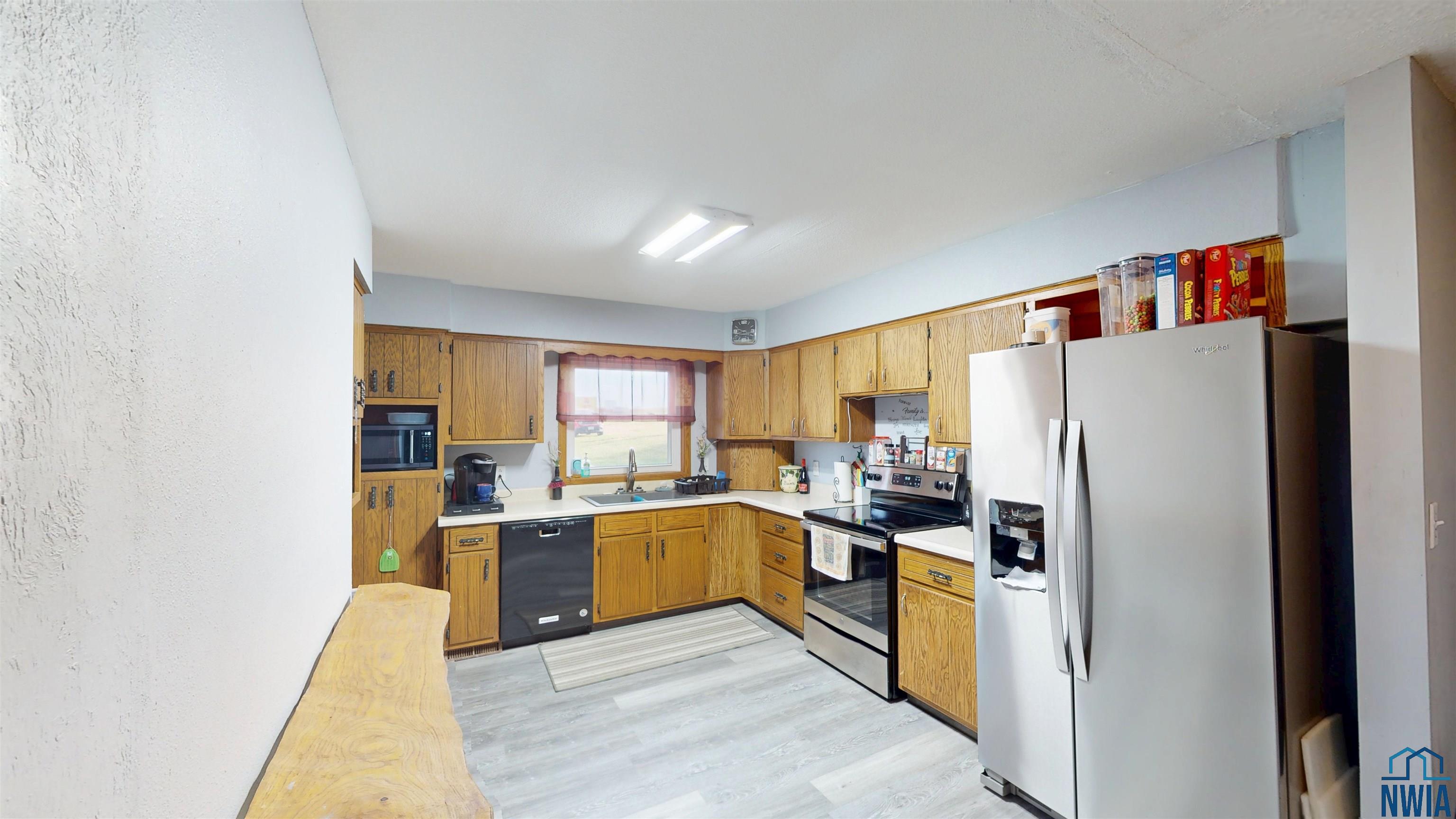 MLS #830307