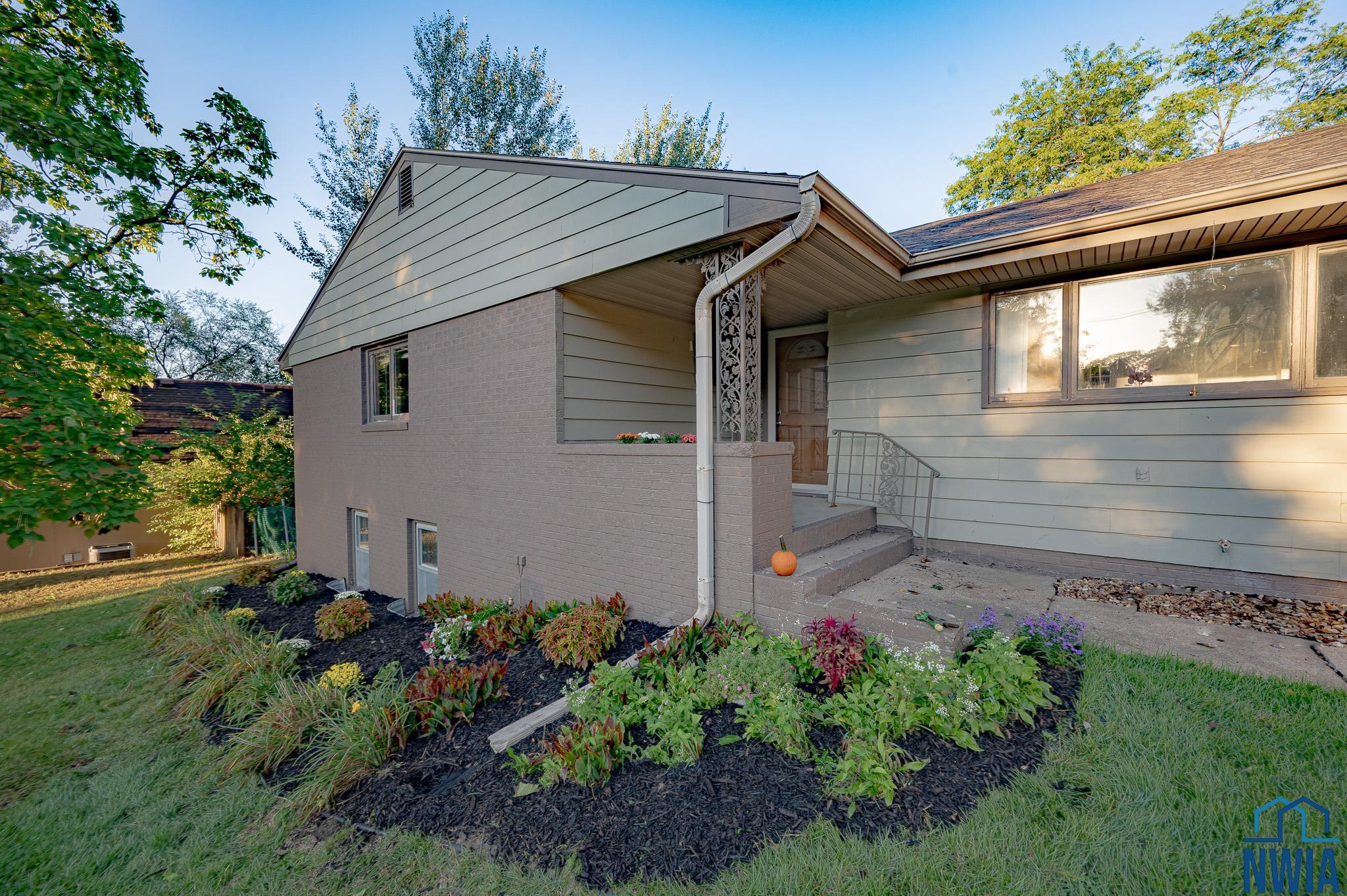 MLS #830324