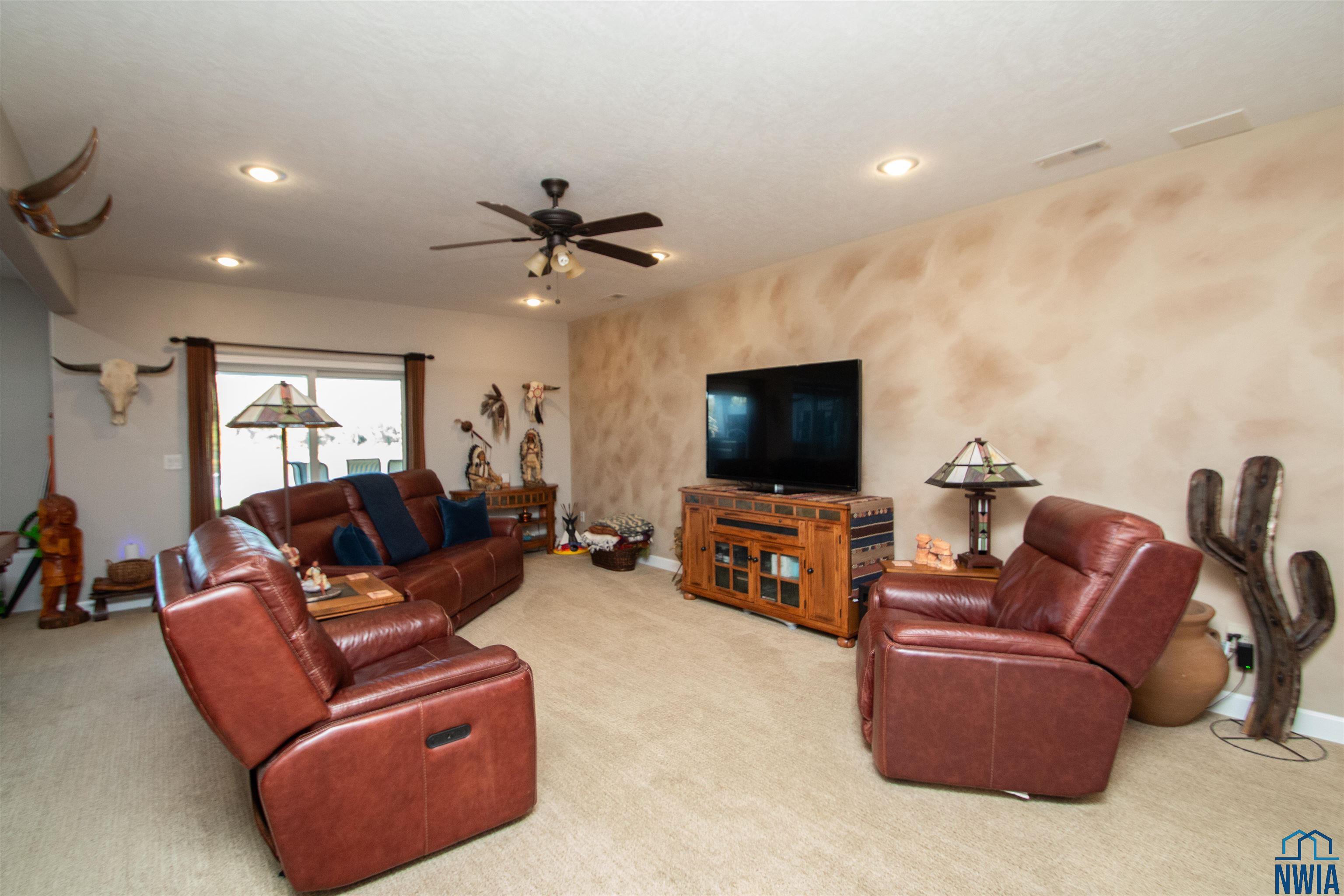 MLS #830326