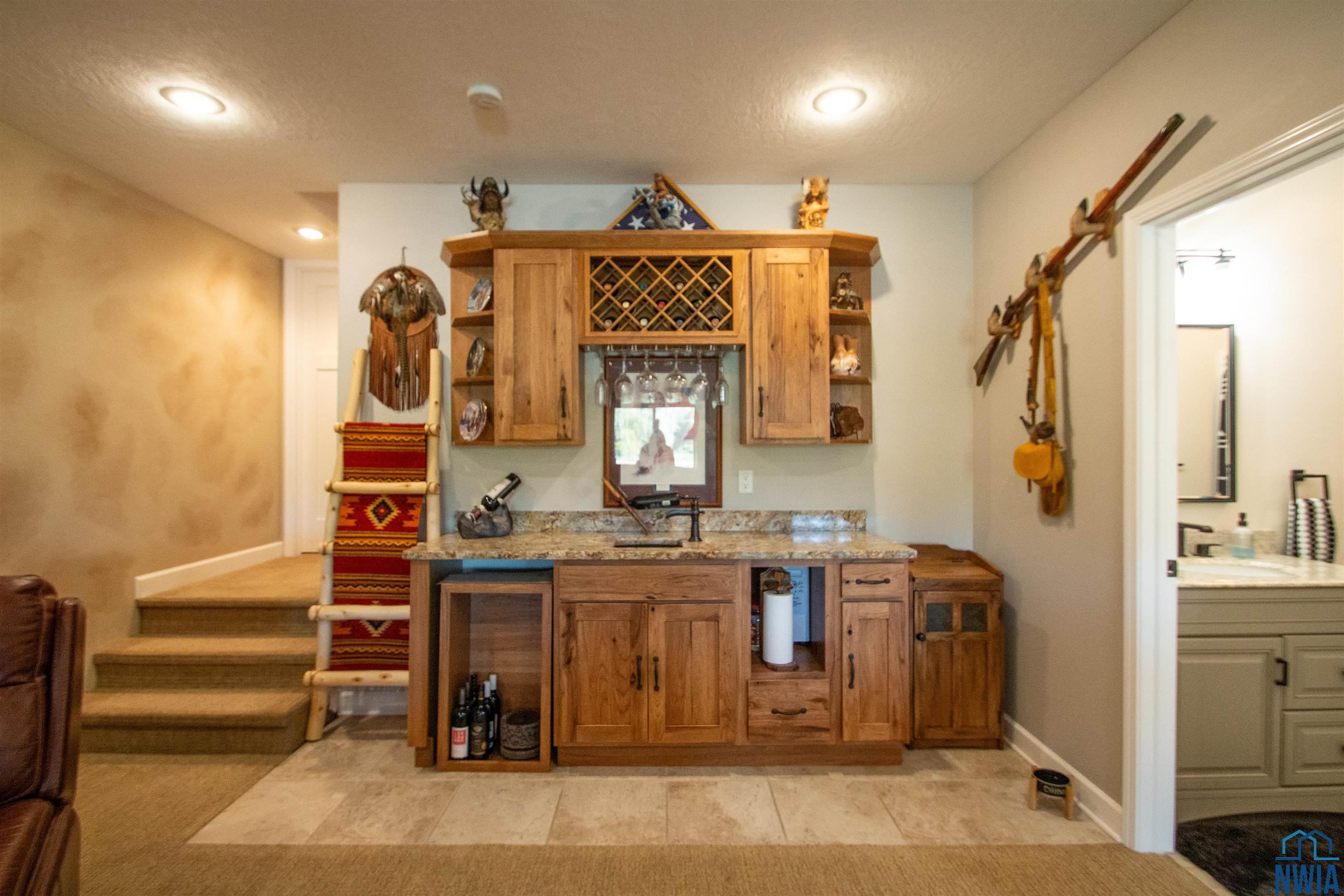 MLS #830326