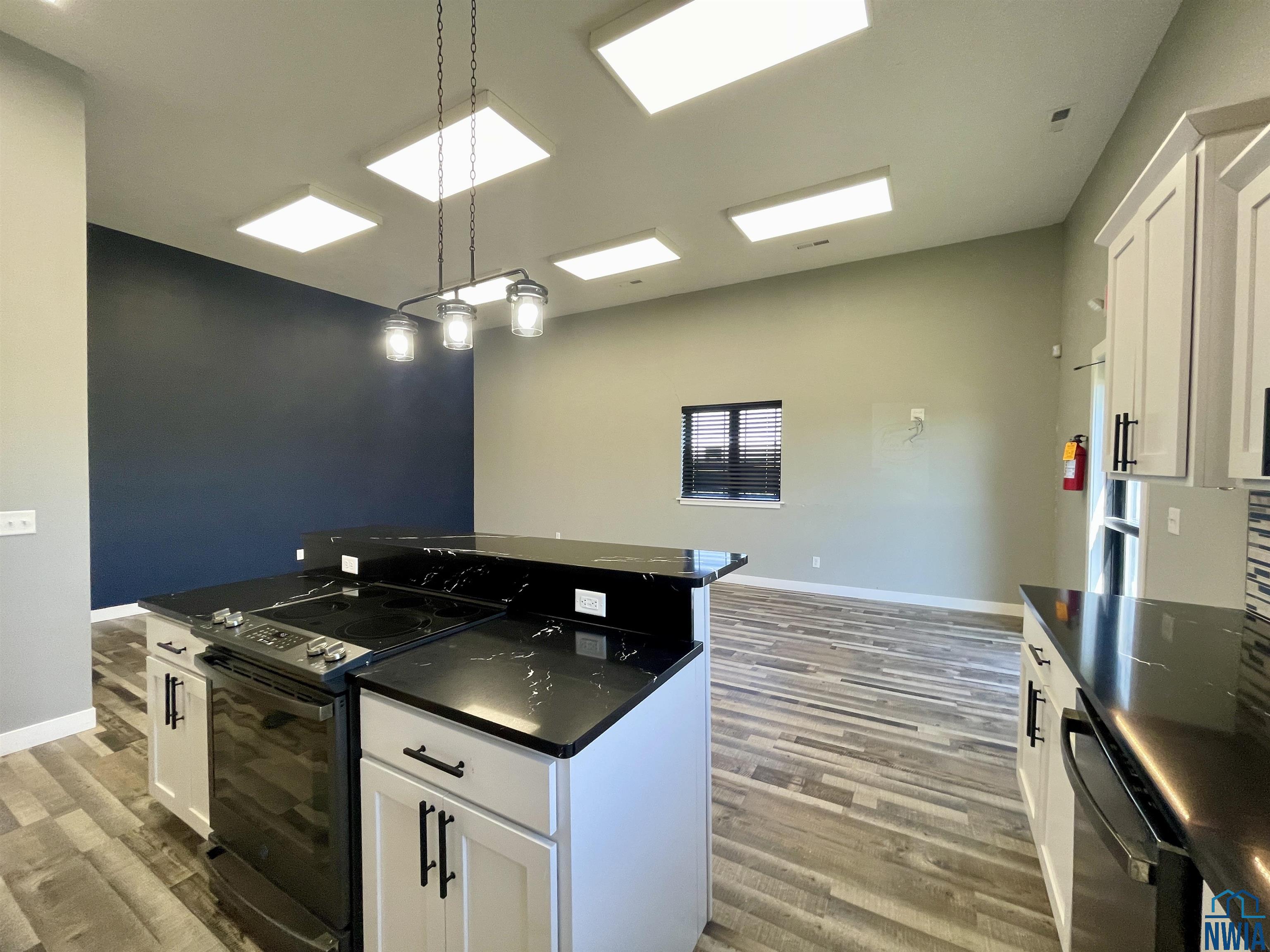 MLS #830330