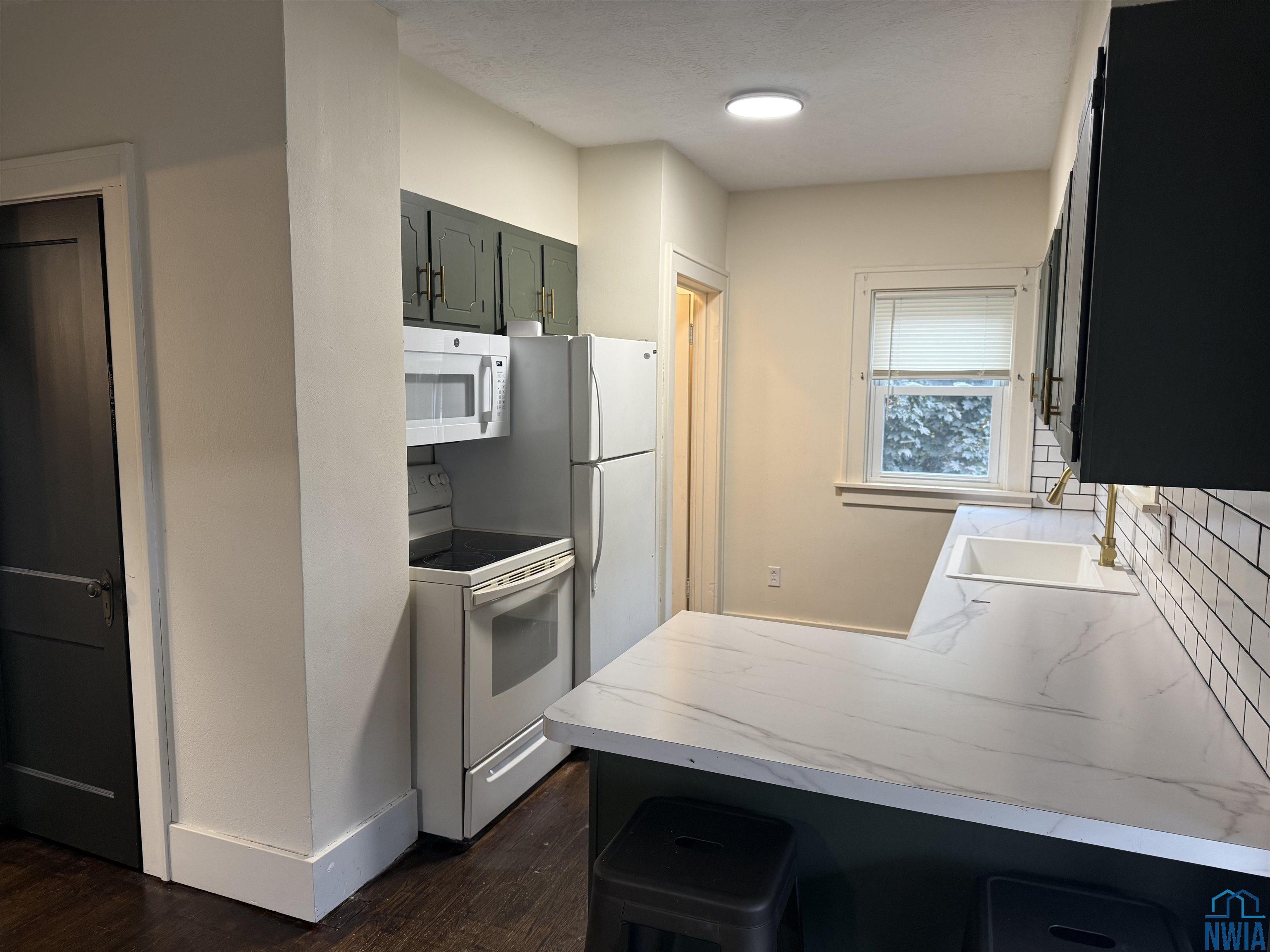 MLS #830342