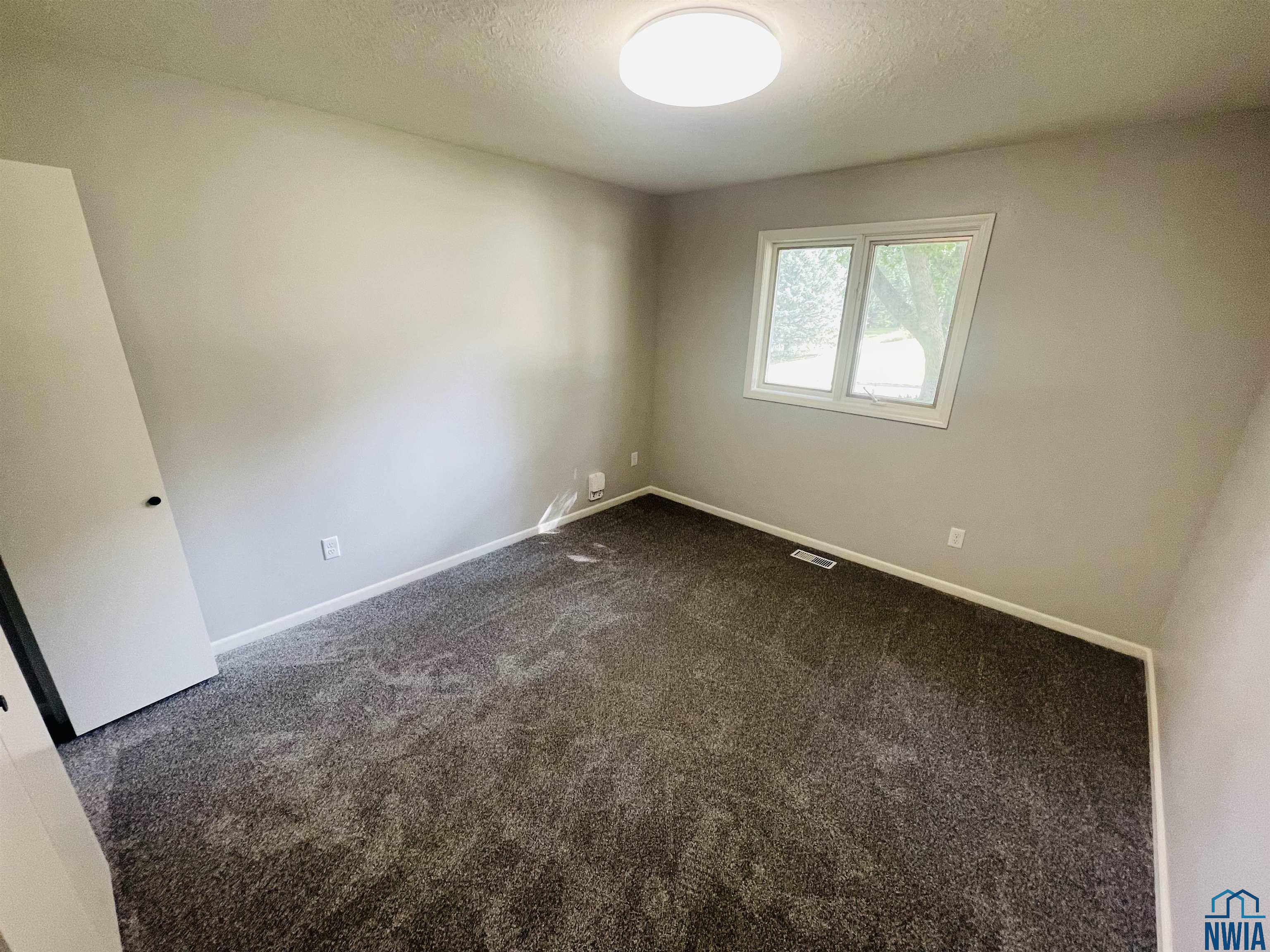 MLS #830347