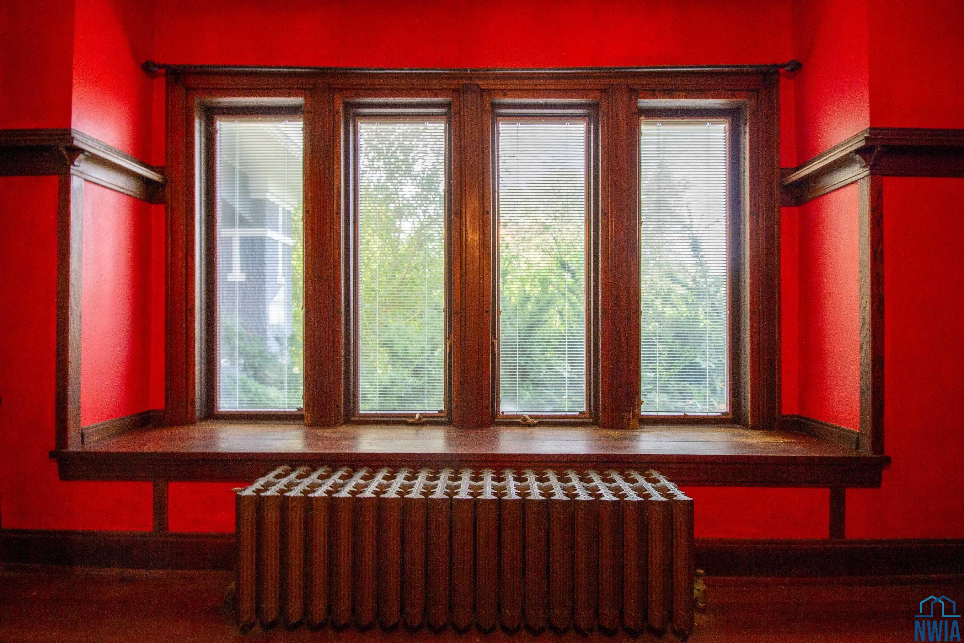 MLS #830360