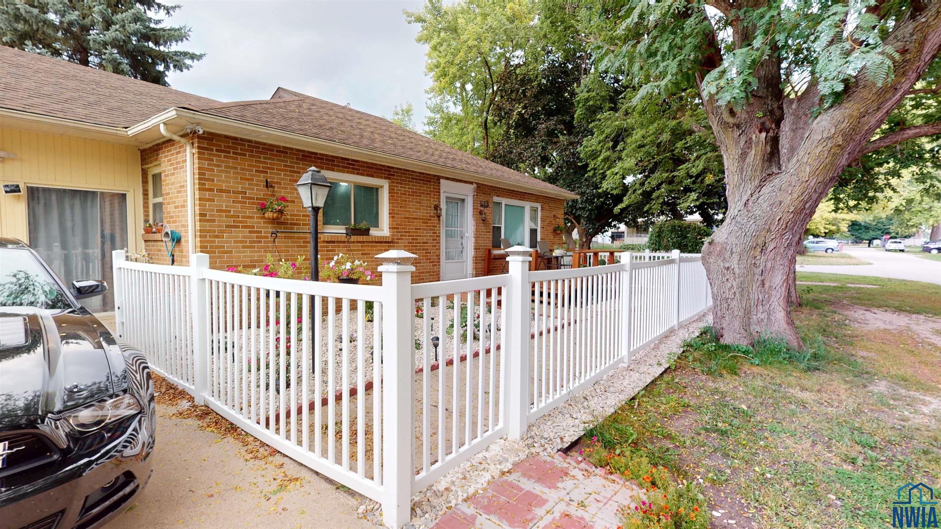 MLS #830369
