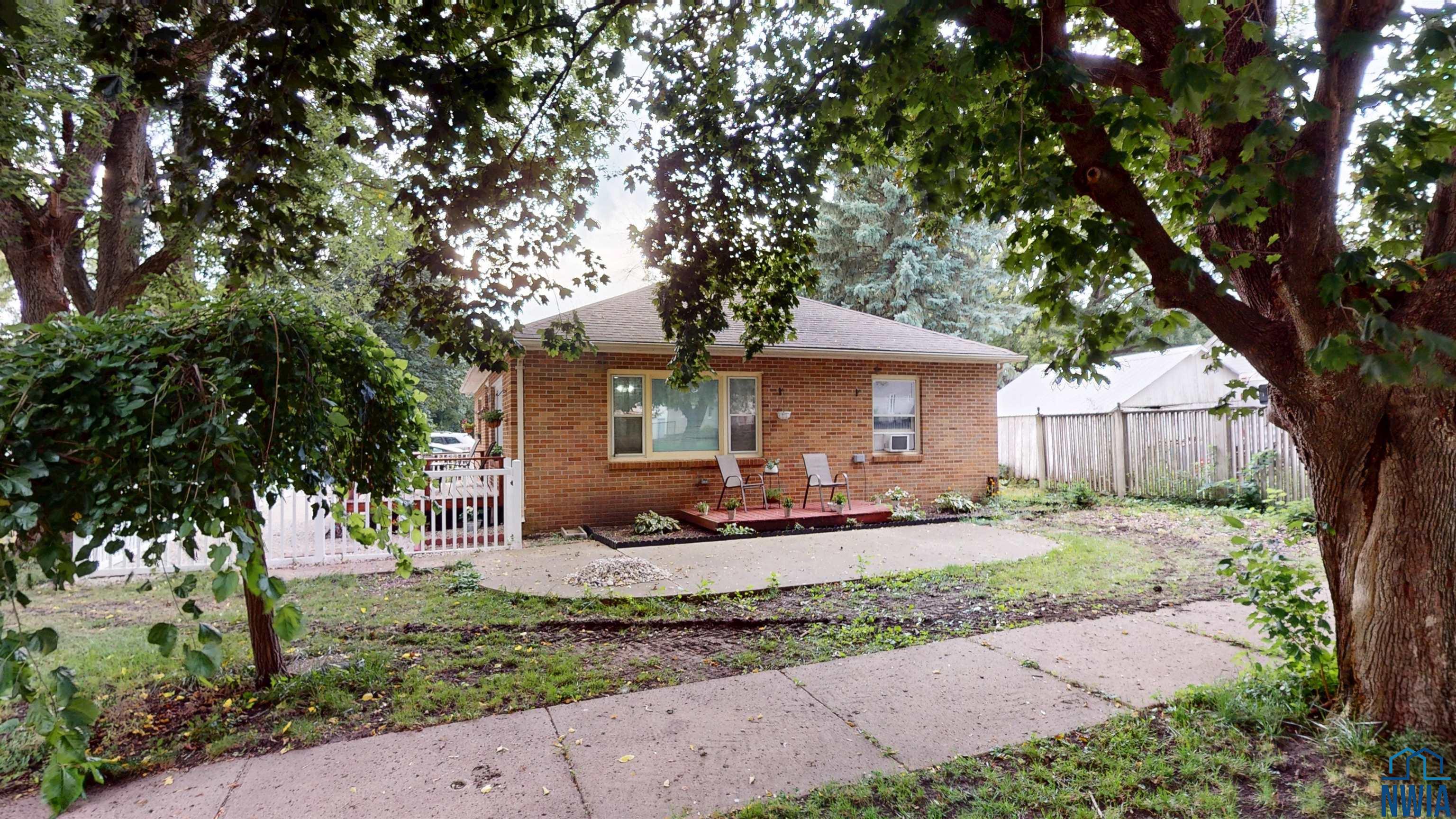 MLS #830369