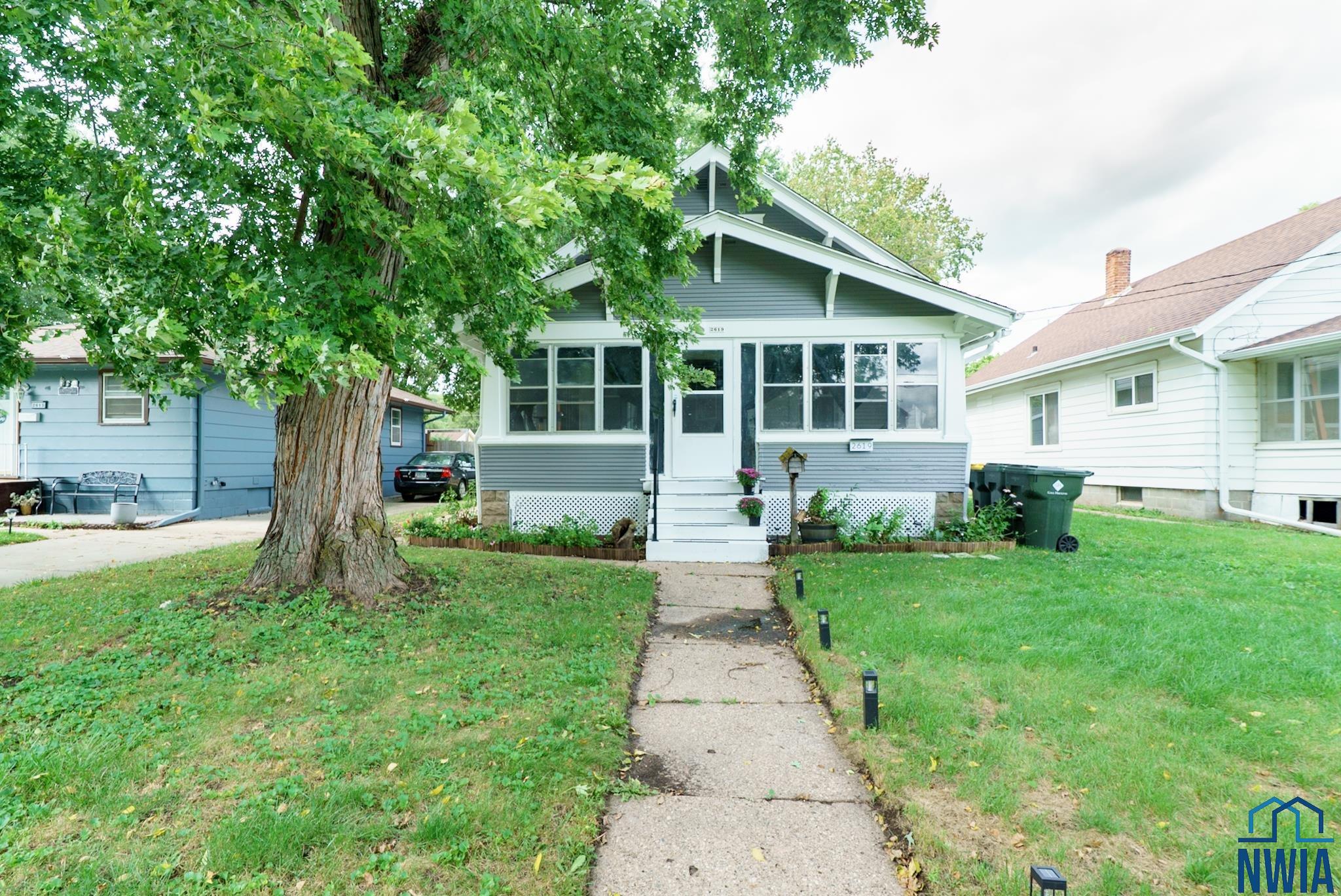 2619 REBECCA ST, Sioux City, IA 51103 