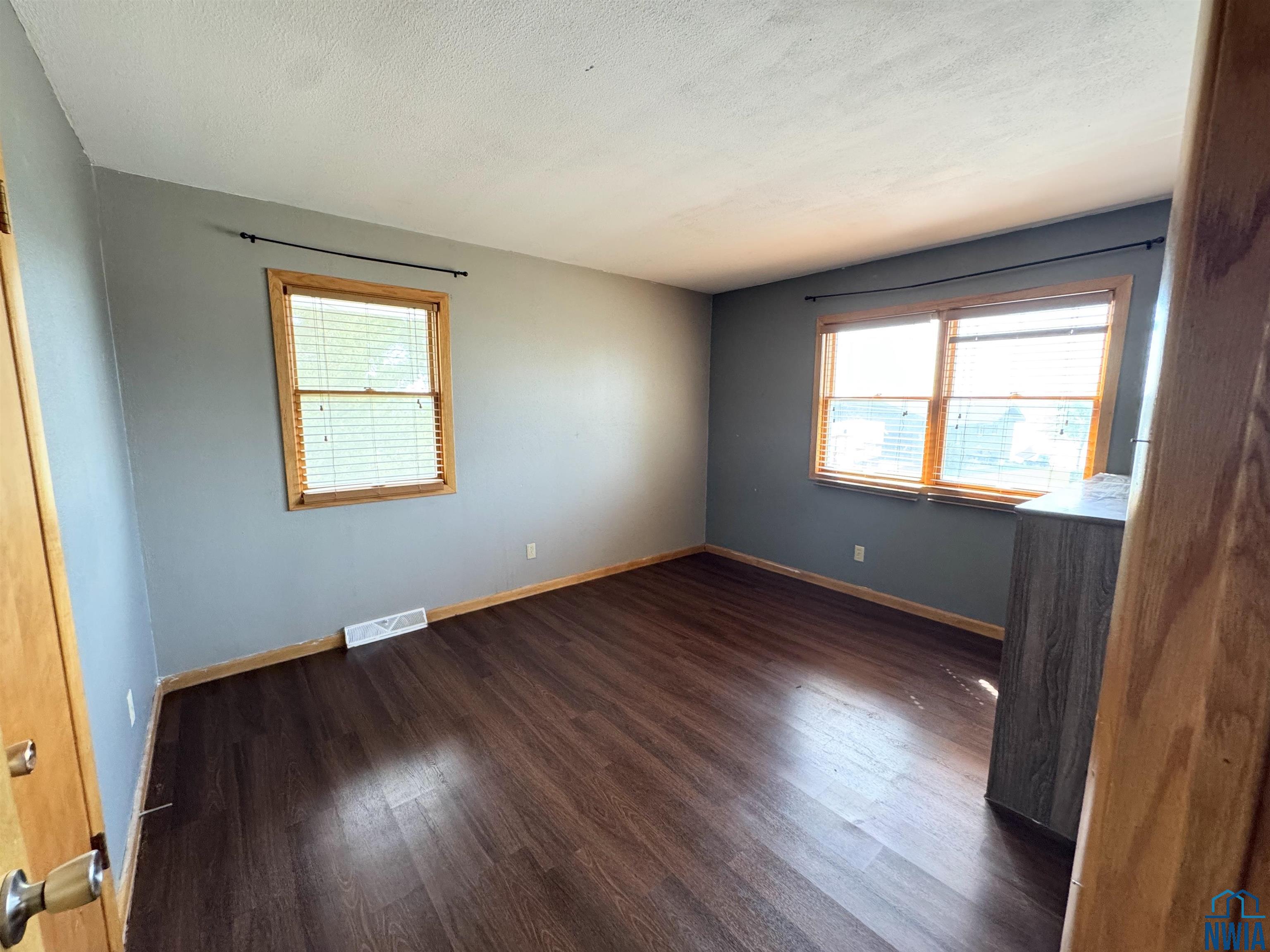 MLS #830390