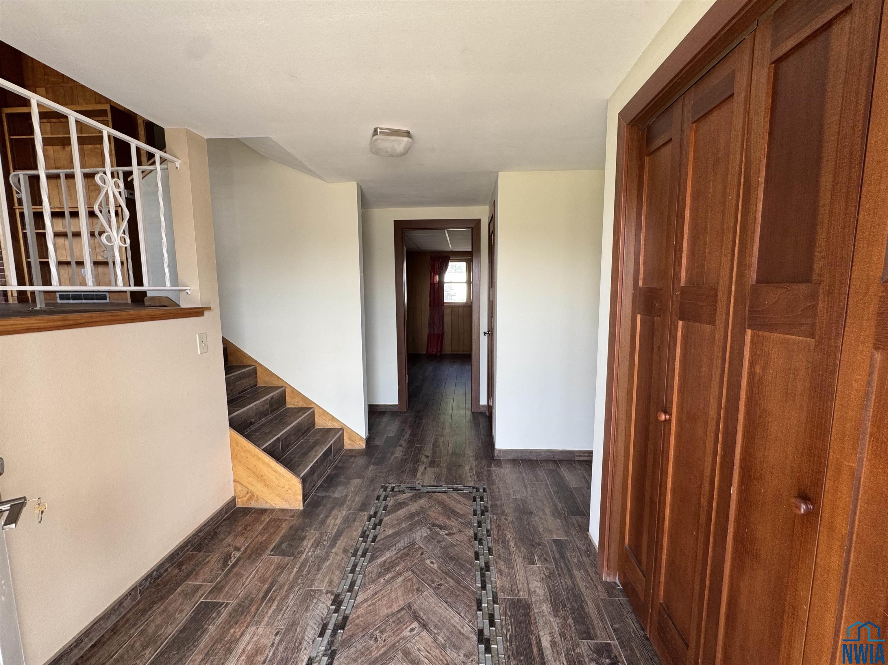 MLS #830390