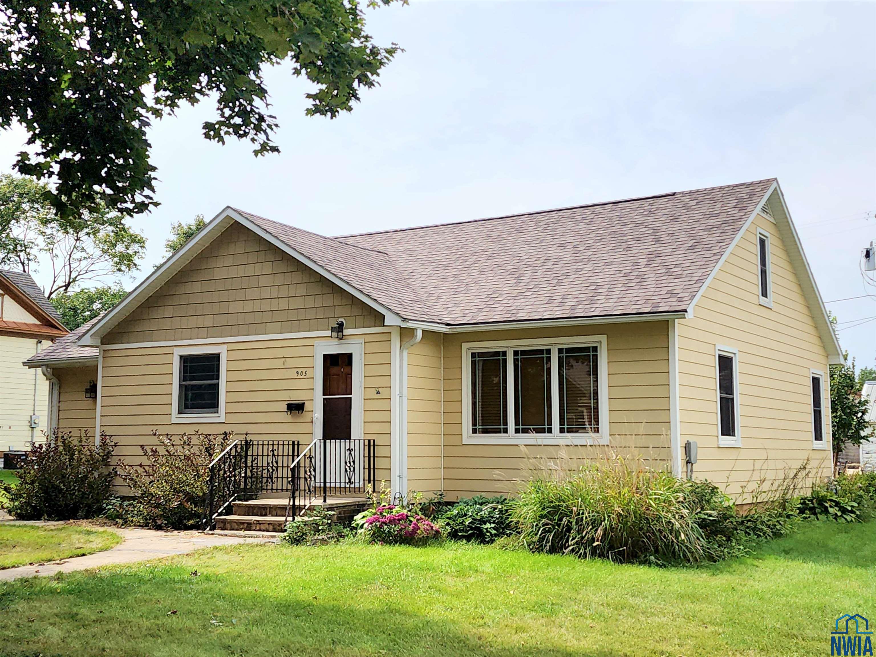 905 Grant St.						  						 , Boyden						 , IA						  51234						  