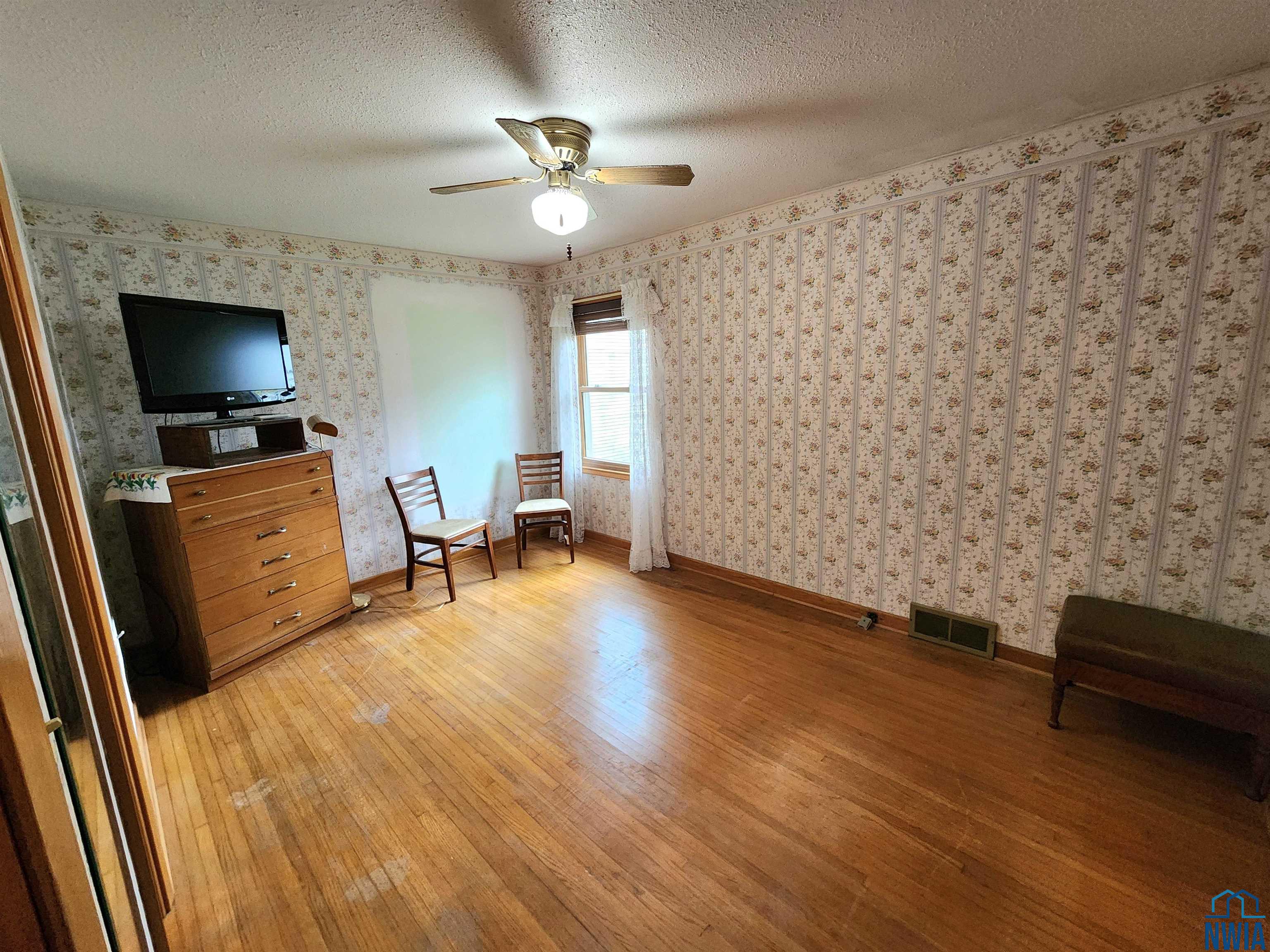 MLS #830392