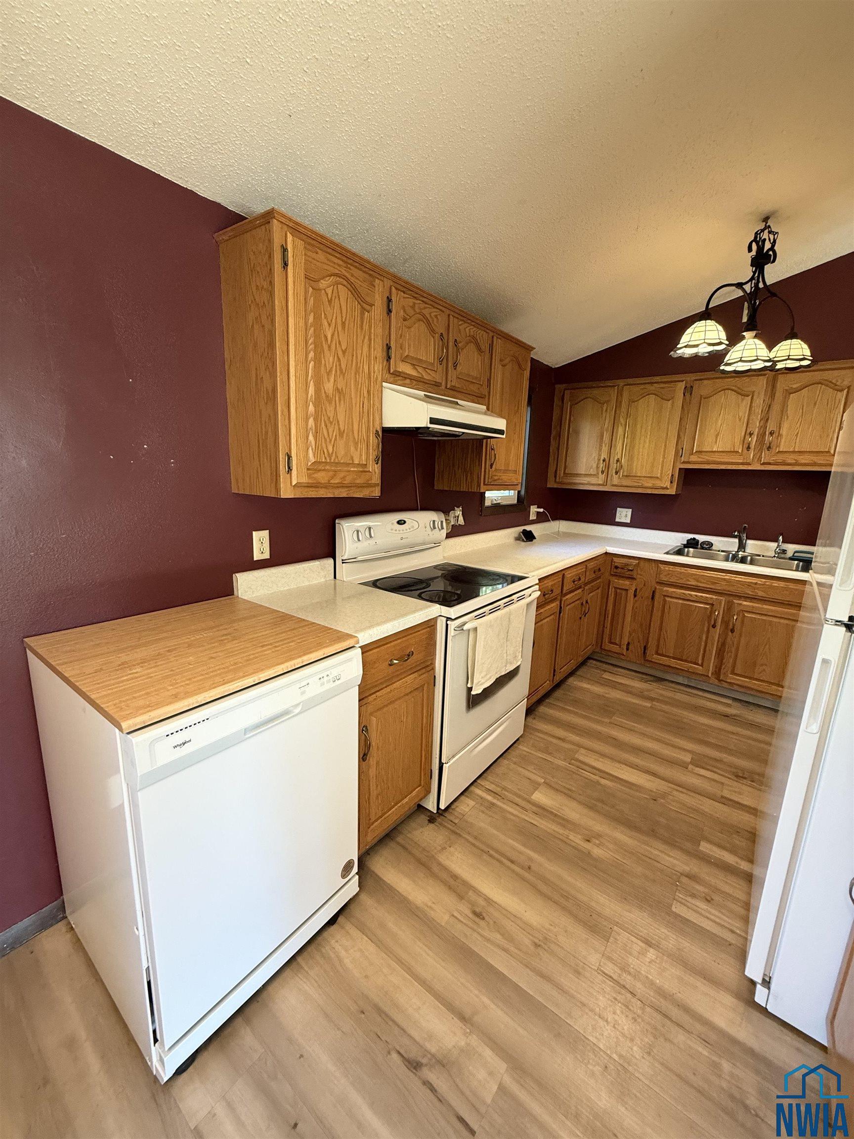 MLS #830395