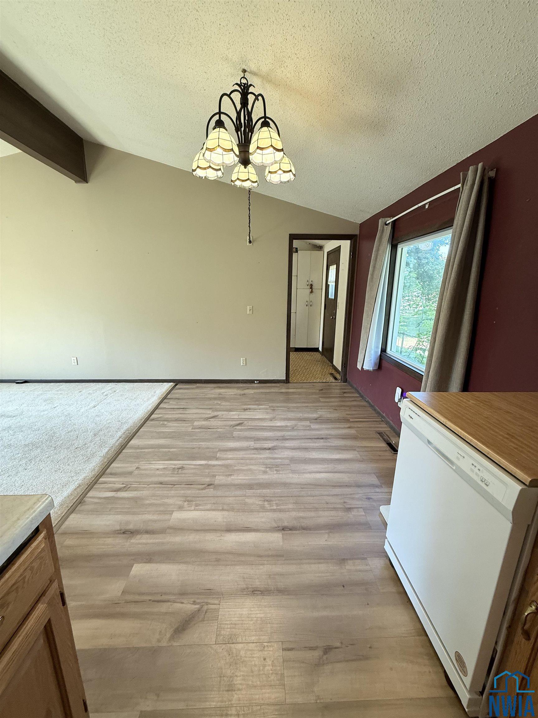 MLS #830395
