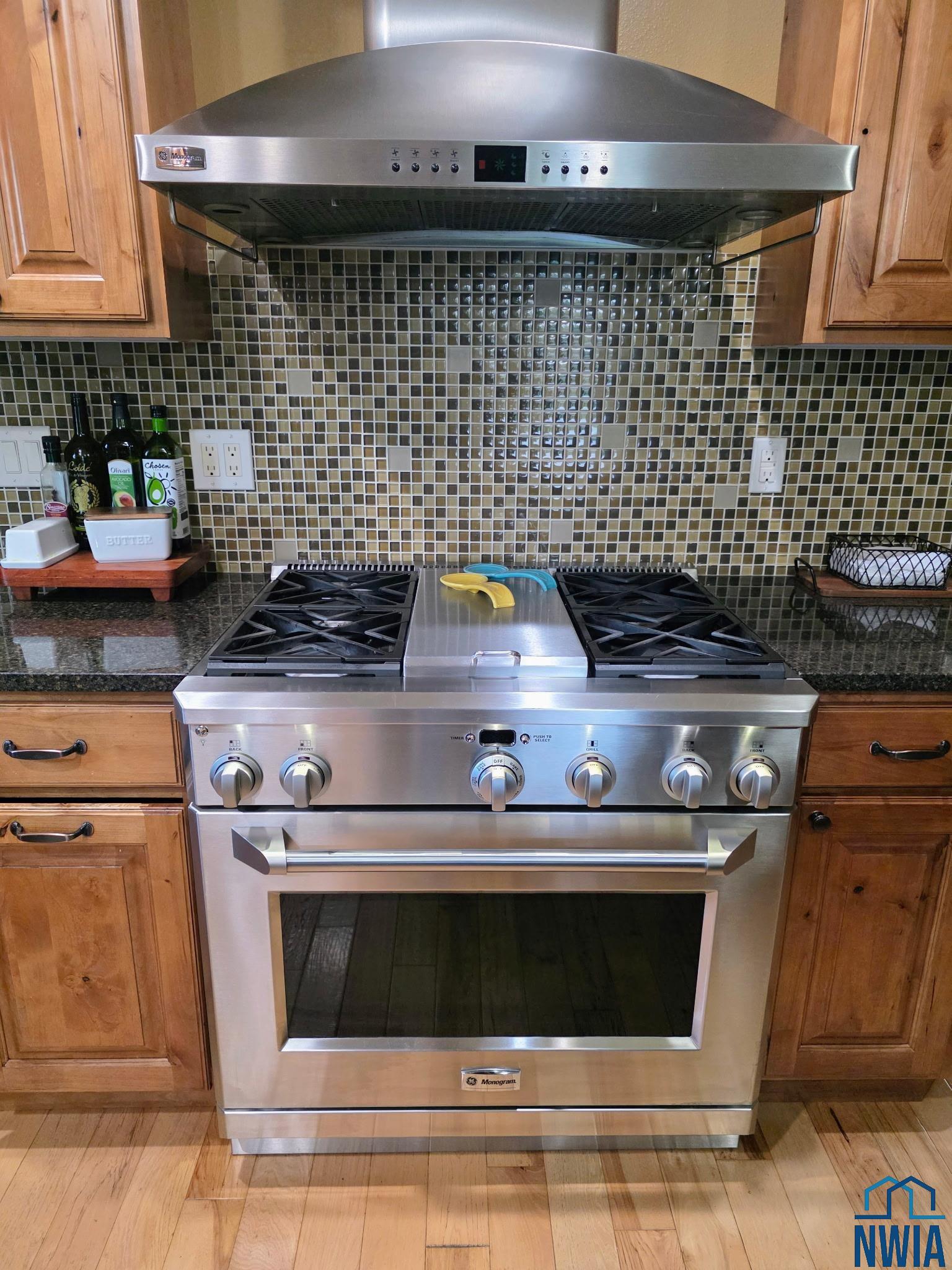 MLS #830396