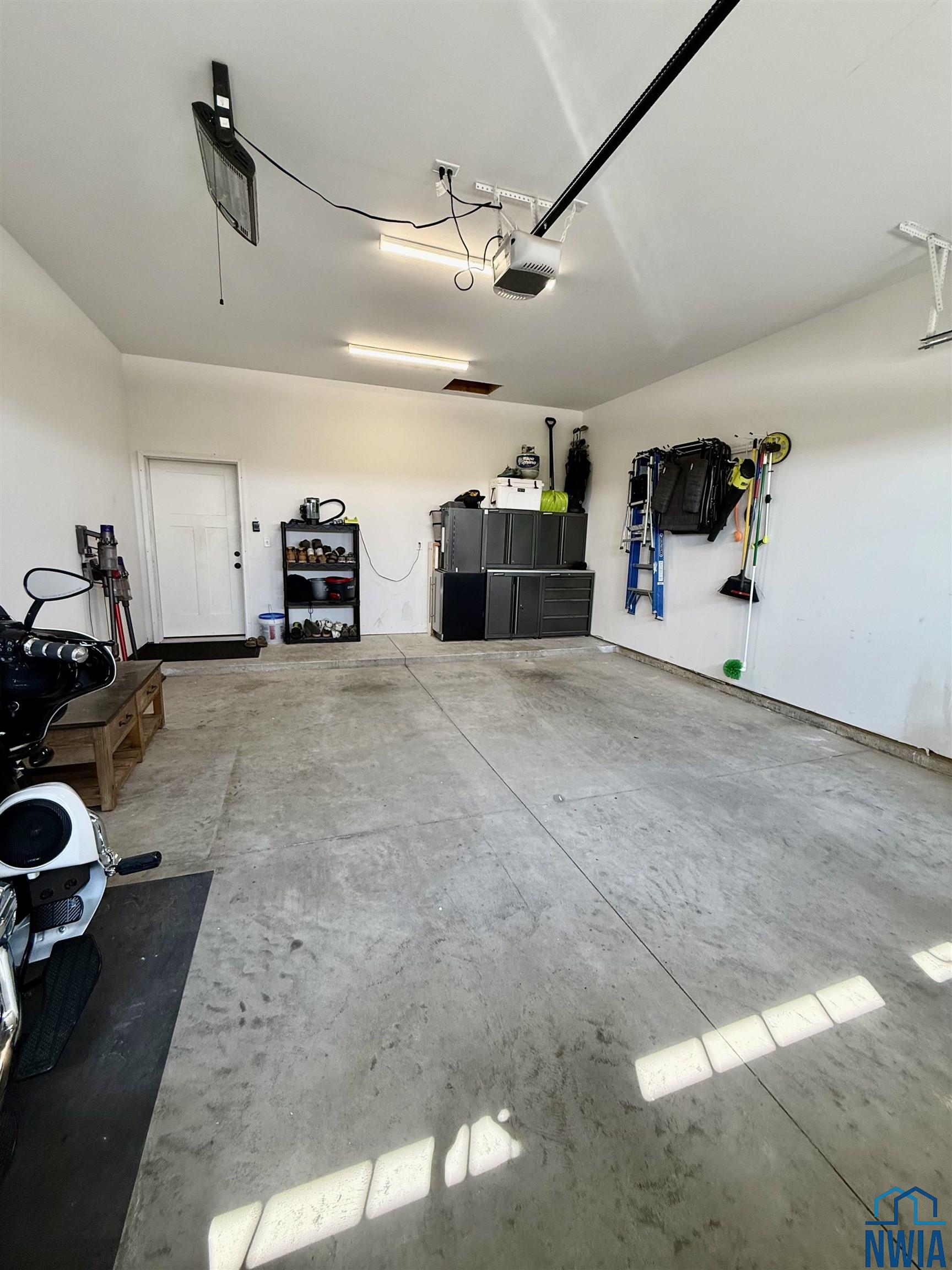 MLS #830398