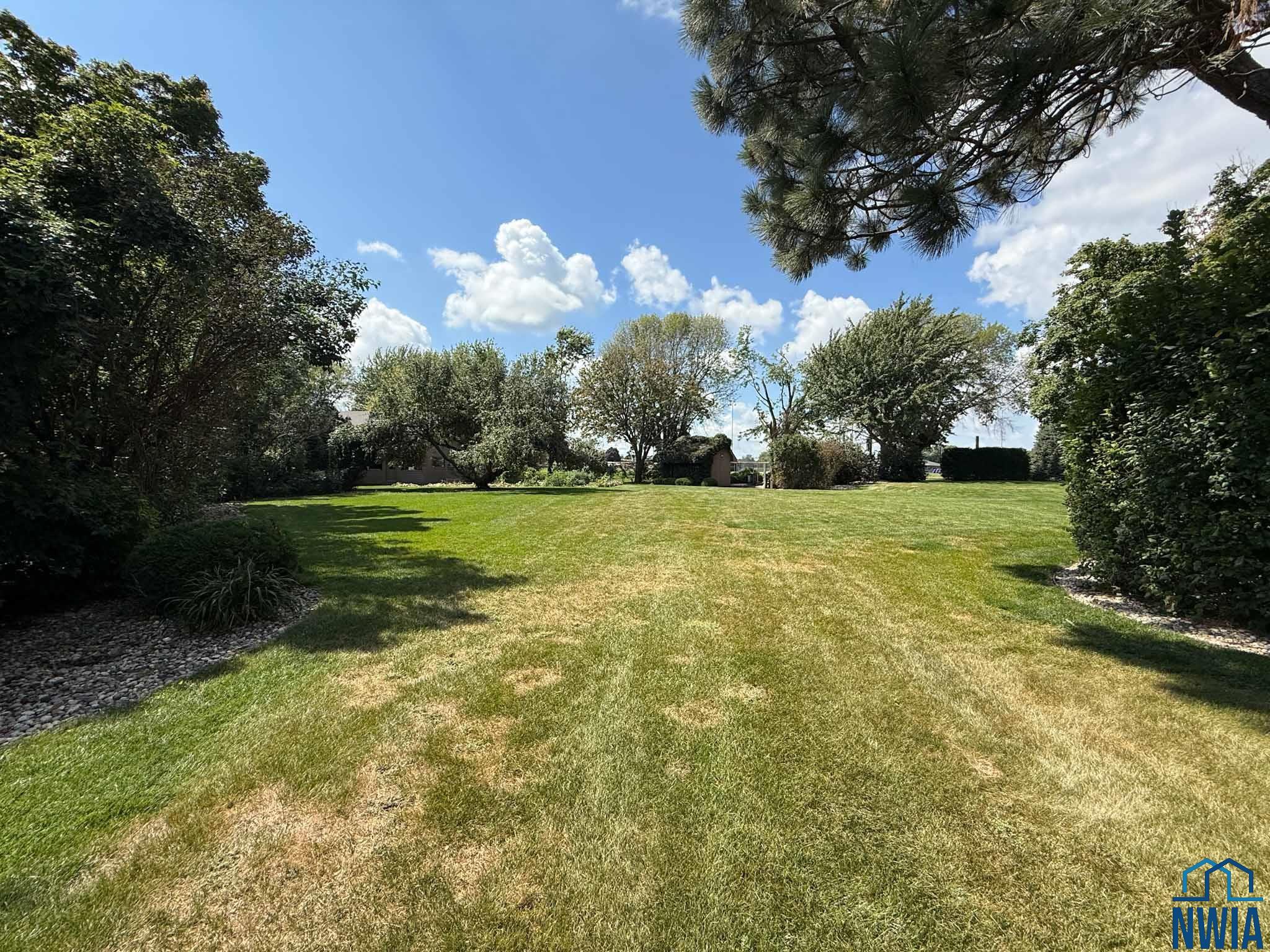 Juneau Ave SE						  						 , Orange City						 , IA						  51041						  