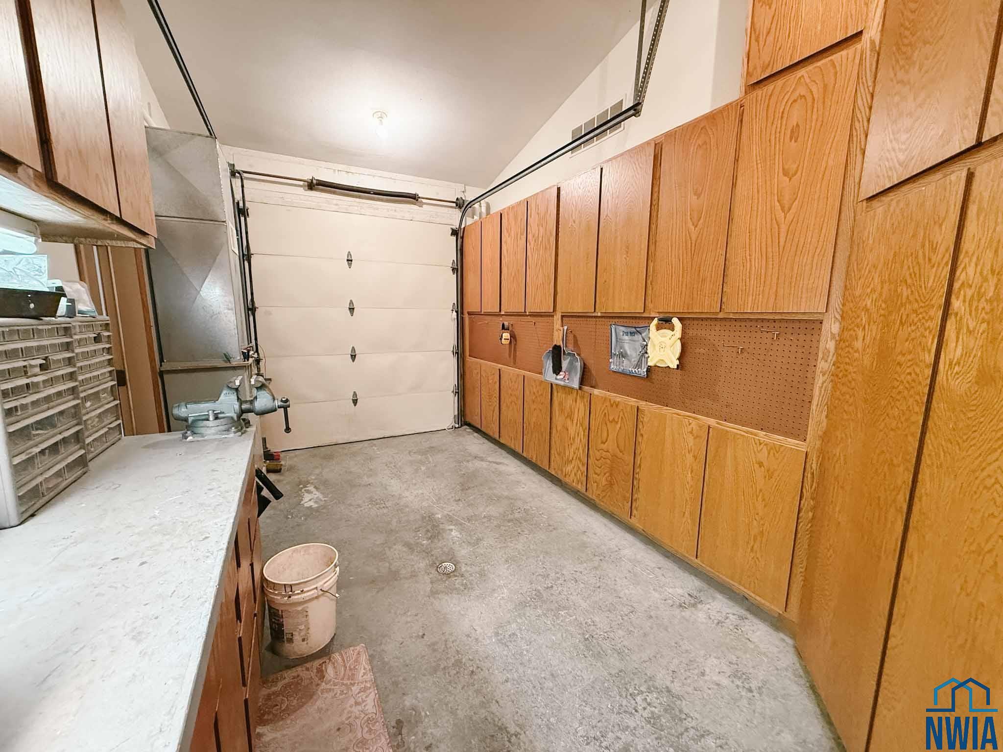 MLS #830412