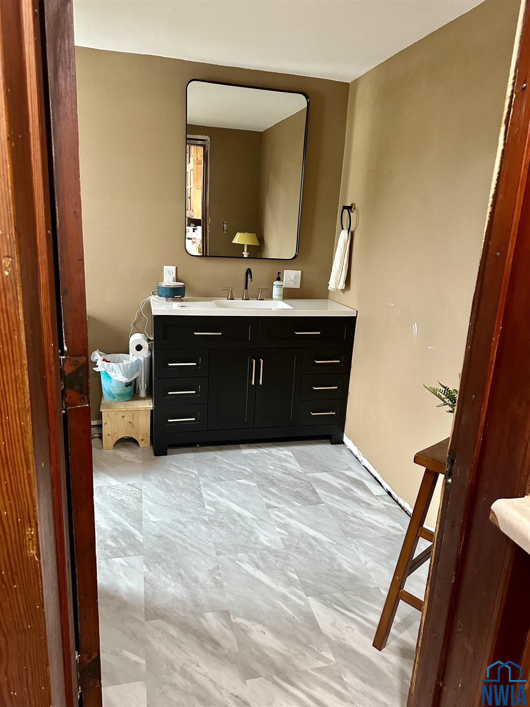 MLS #830427