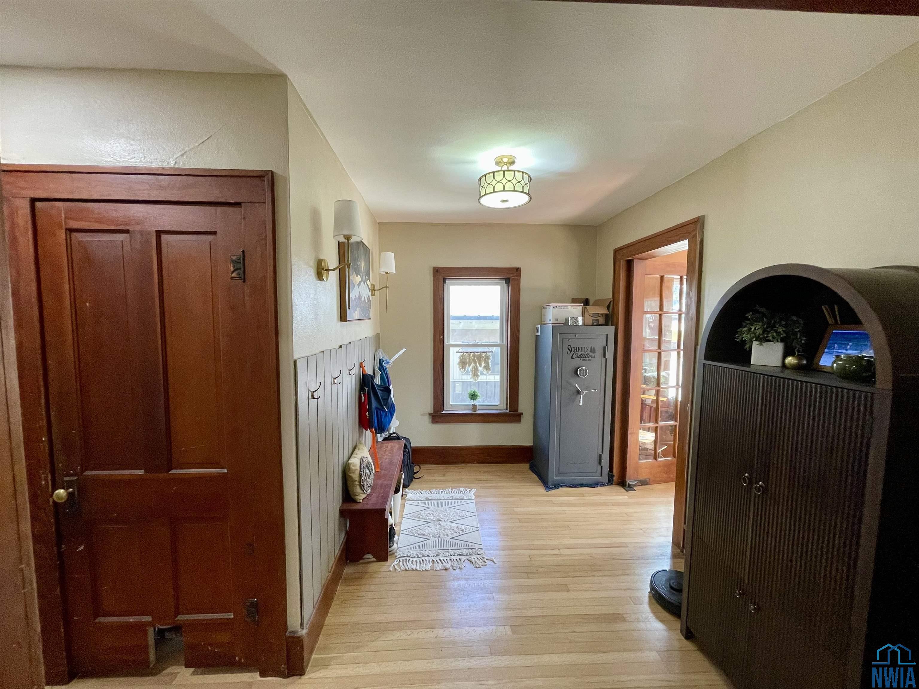 MLS #830427
