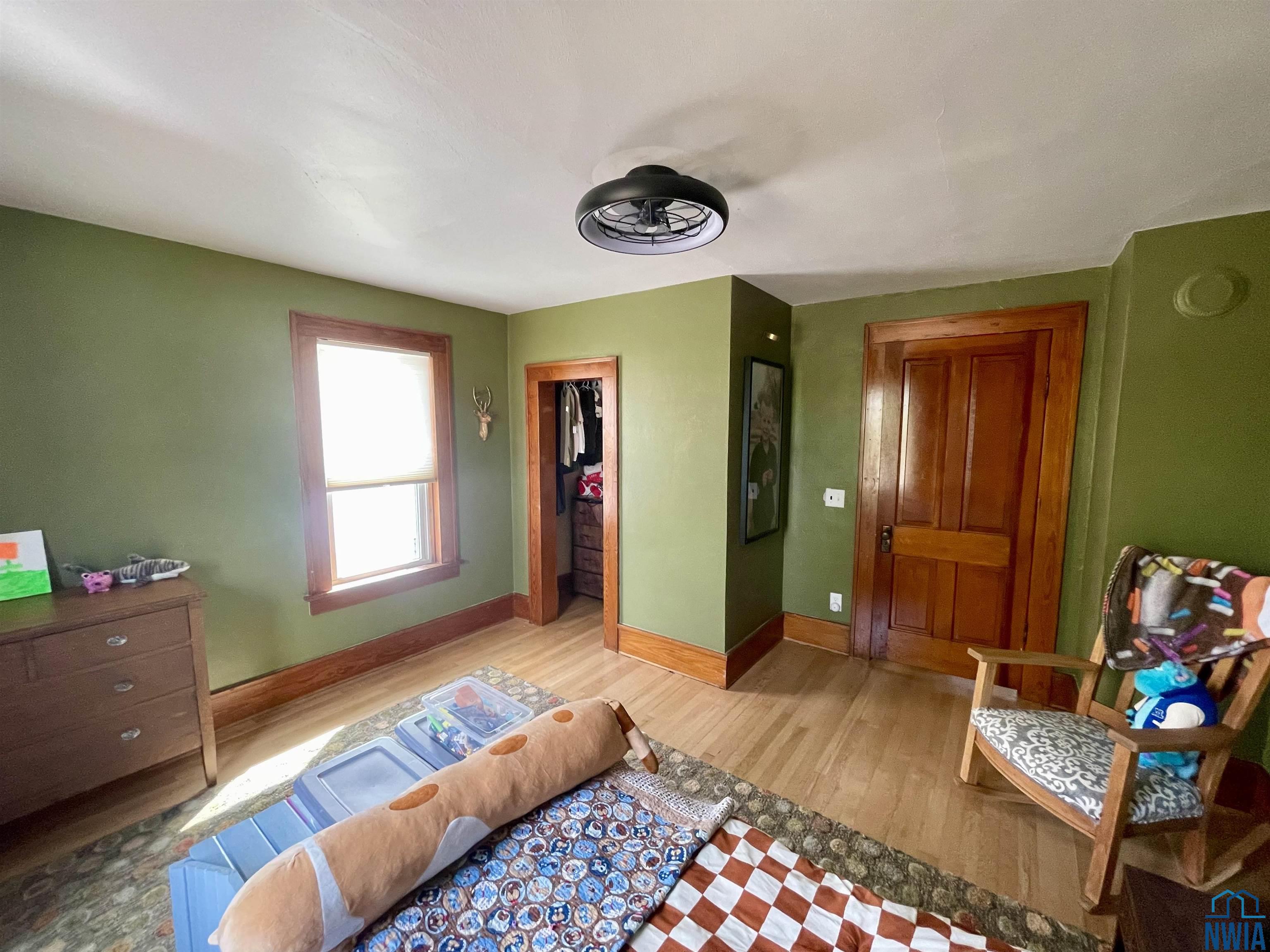 MLS #830427