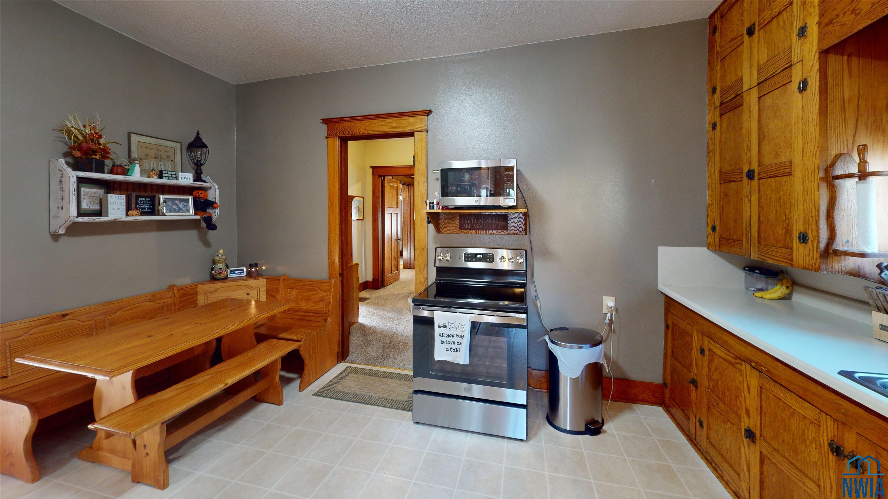 MLS #830428
