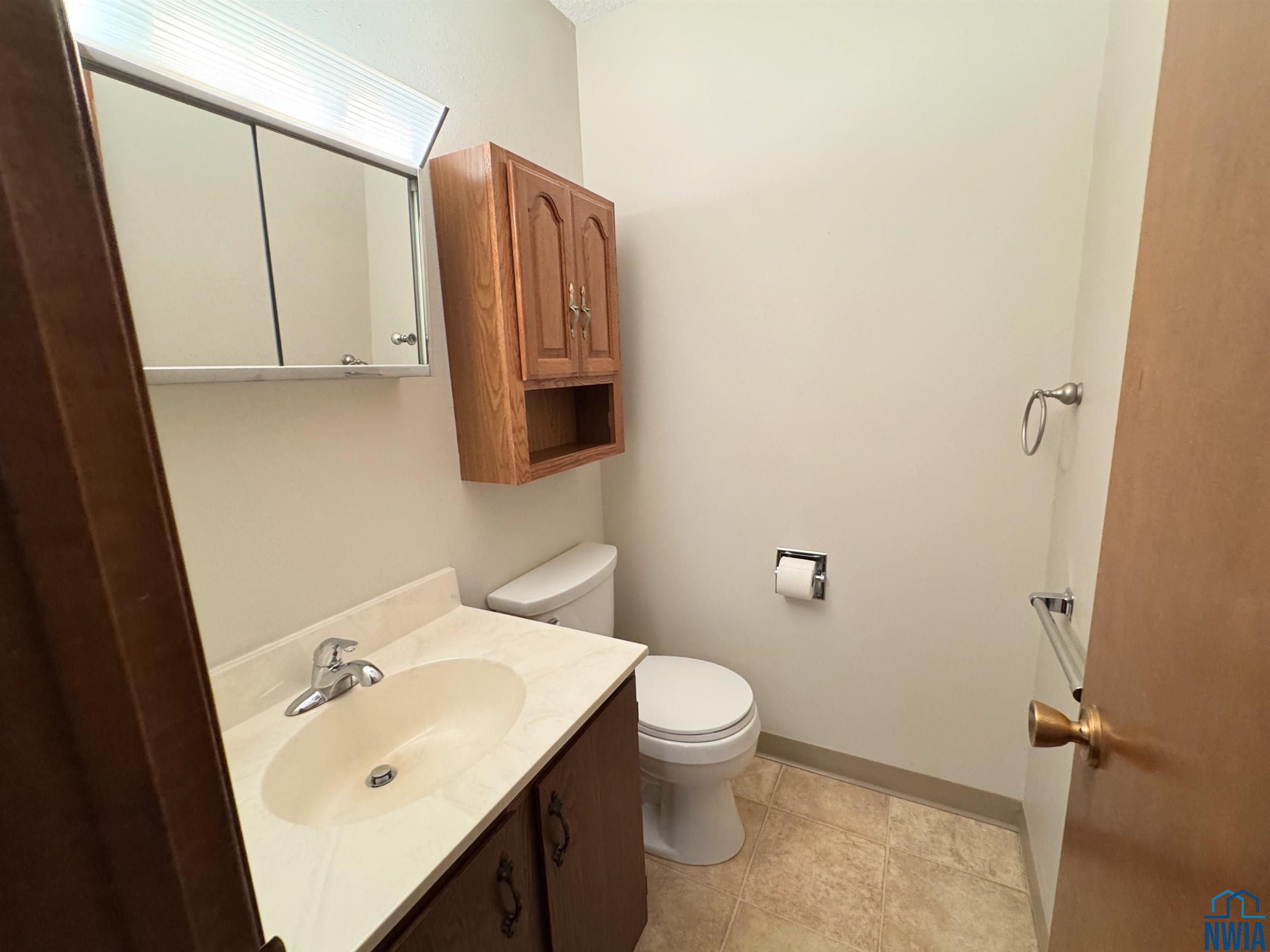 MLS #830437