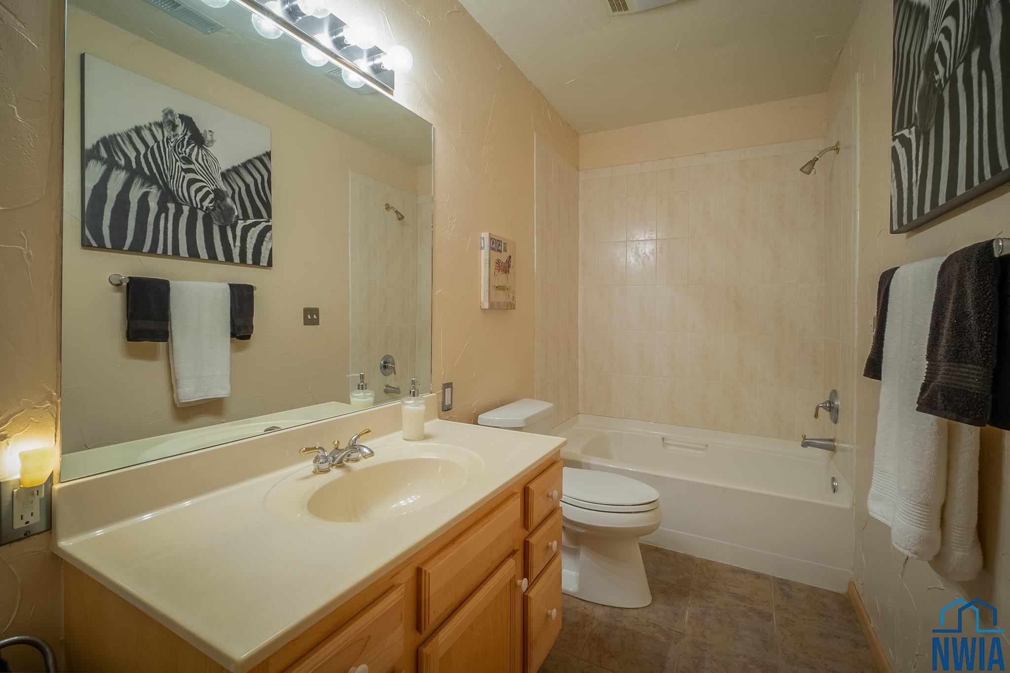MLS #830448