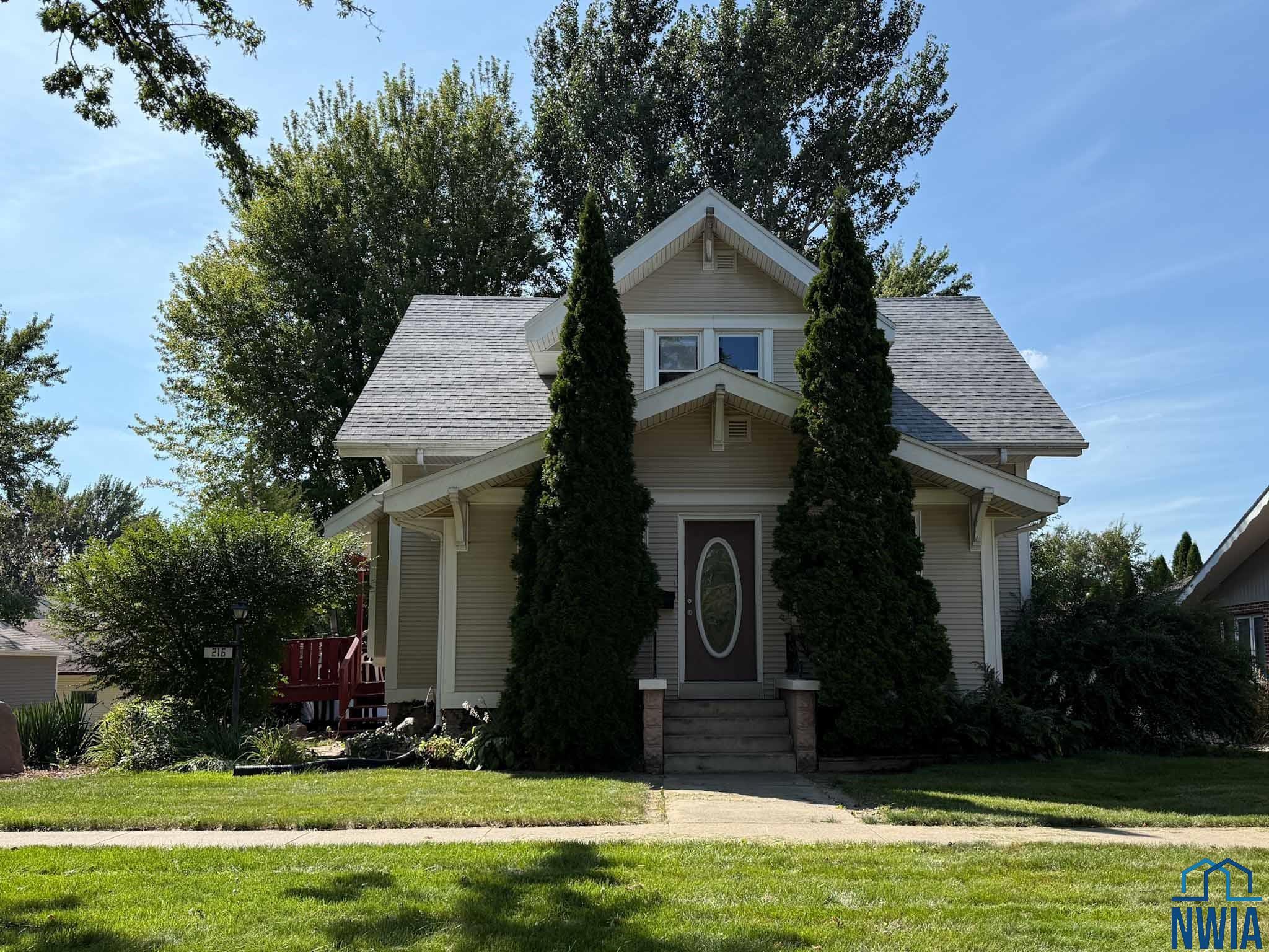 216 Arizona Ave NW						  						 , Orange City						 , IA						  51041						  