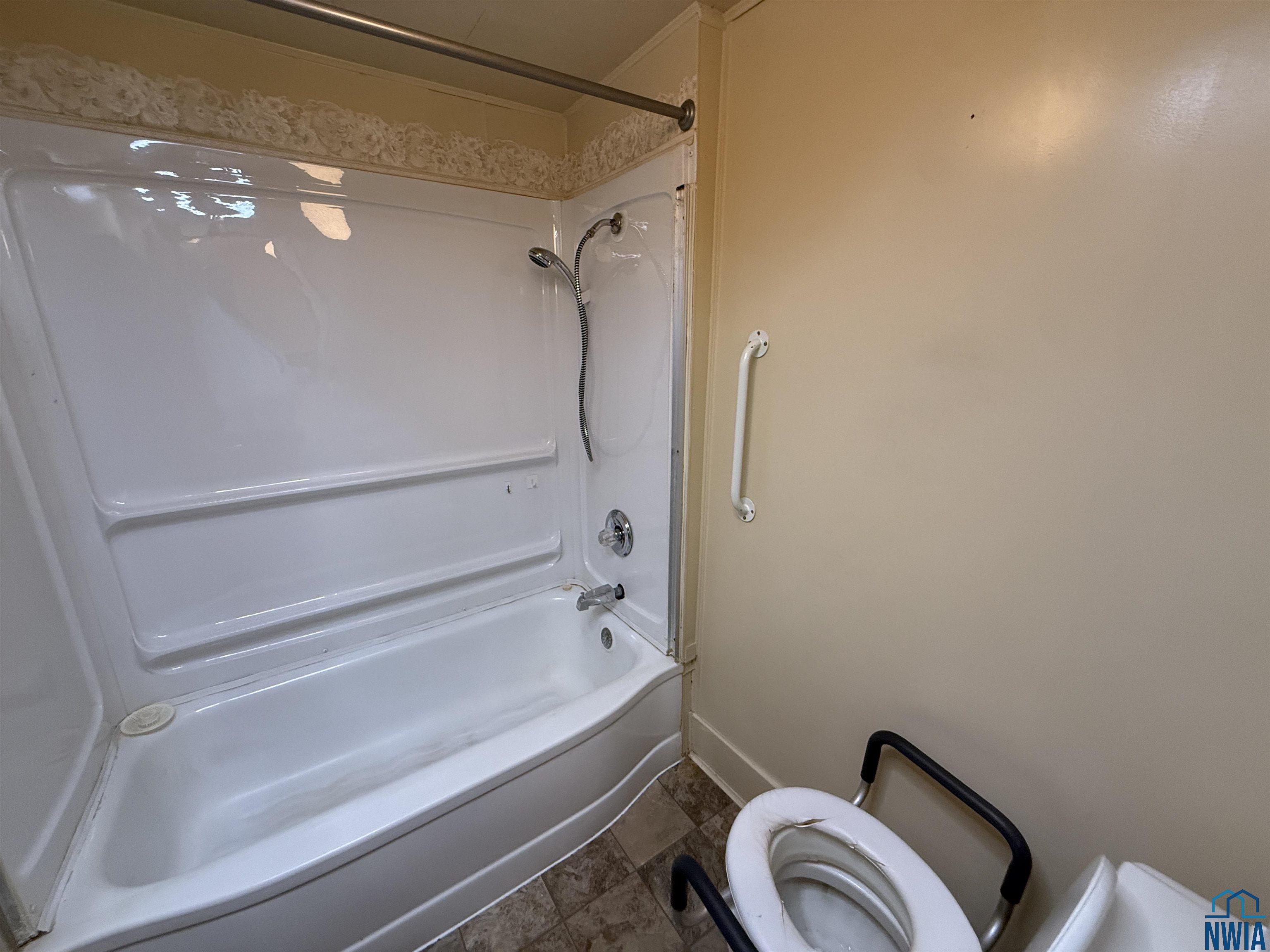 MLS #830463