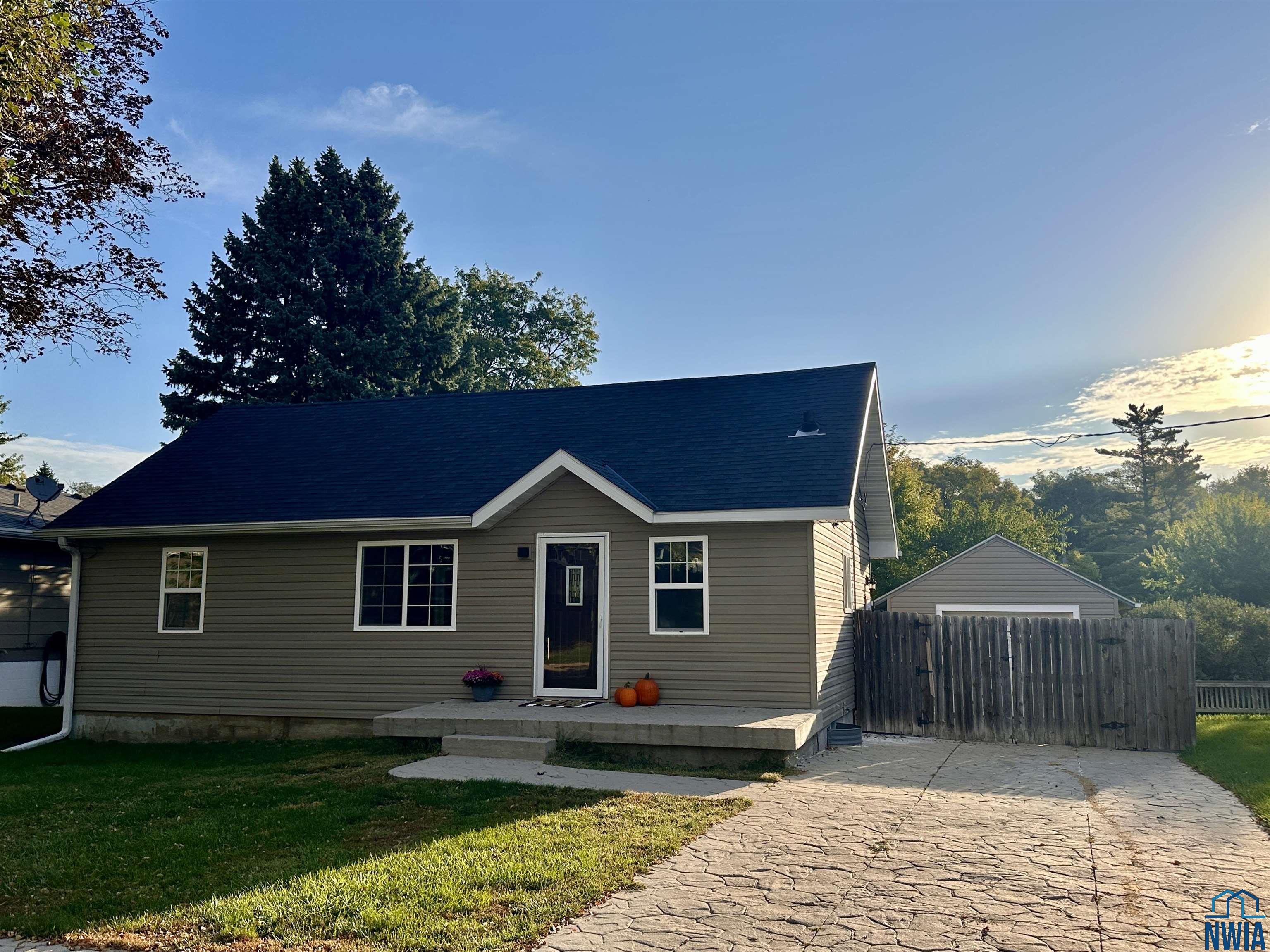 MLS #830468