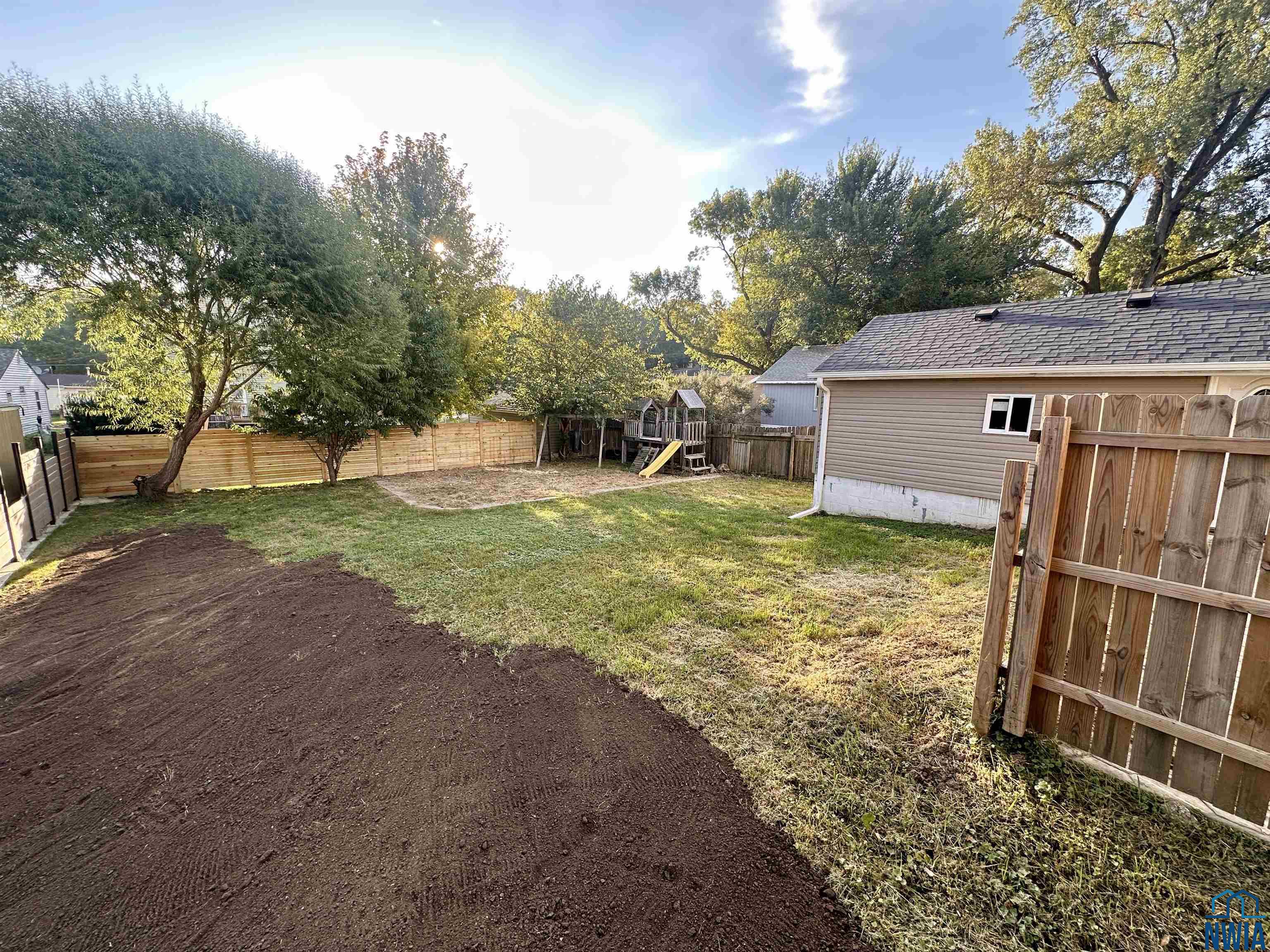 MLS #830468