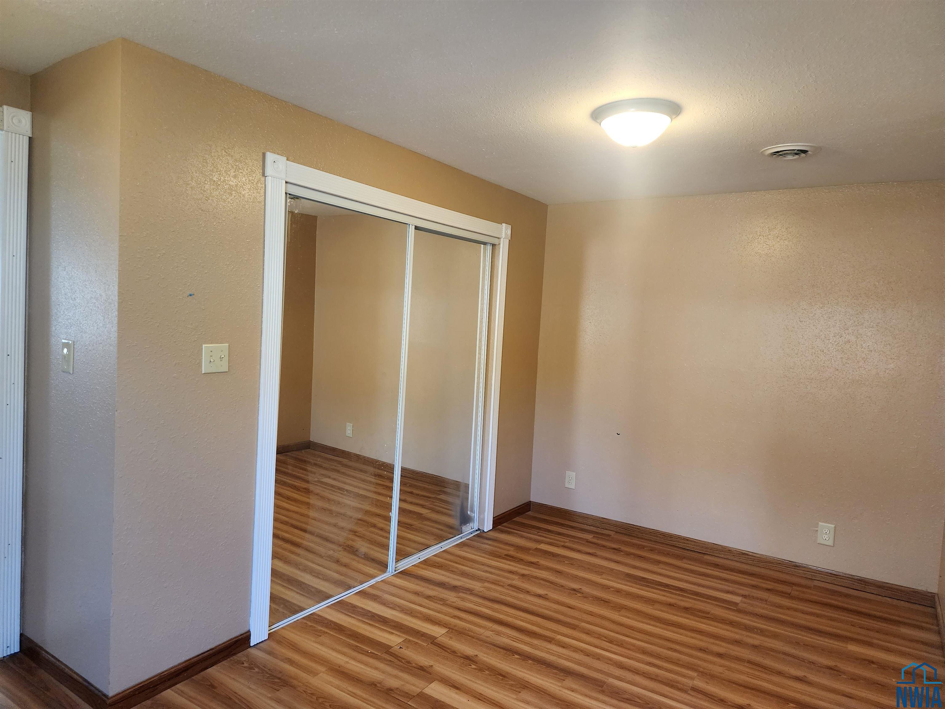 MLS #830480