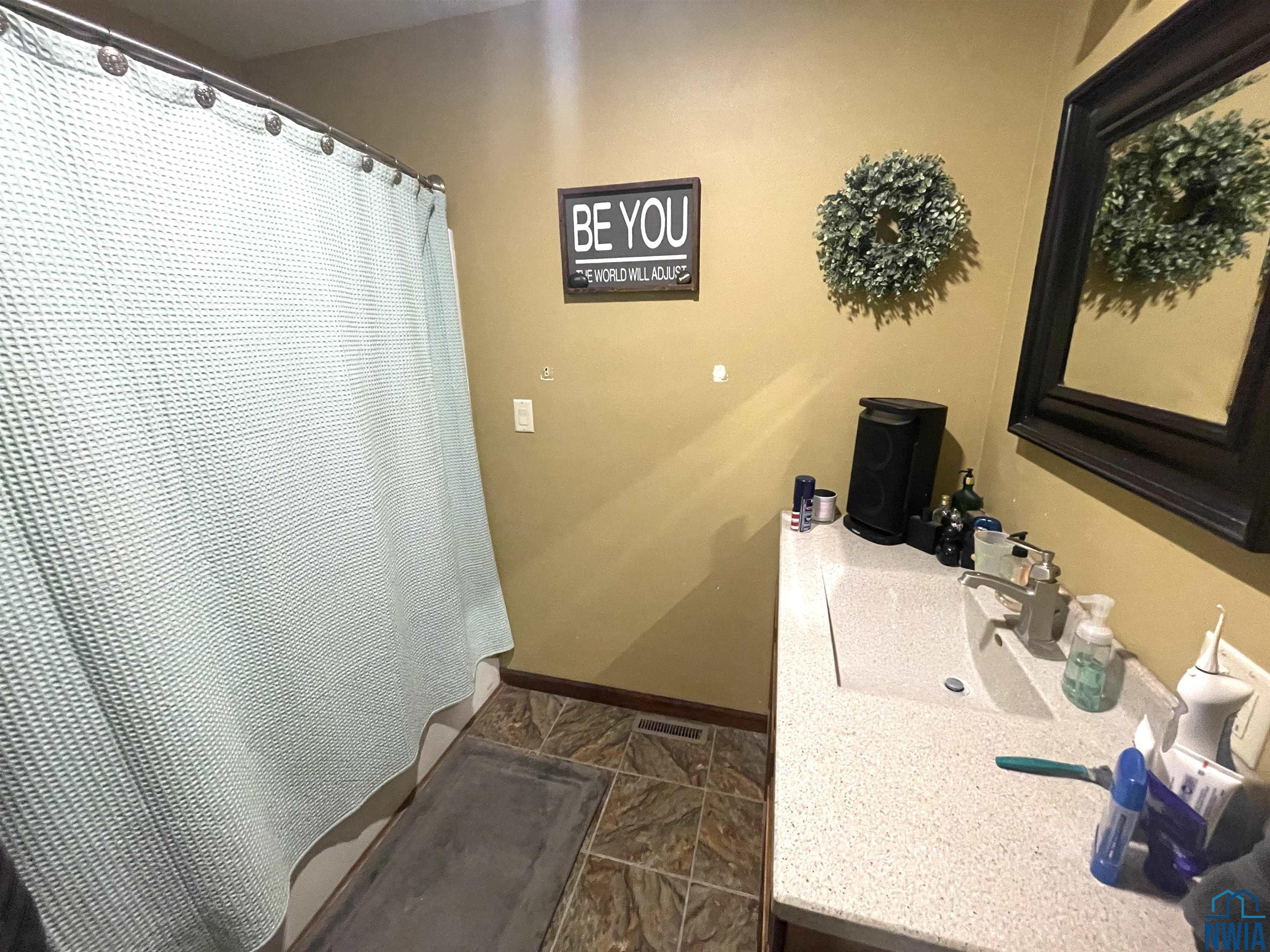 MLS #830497