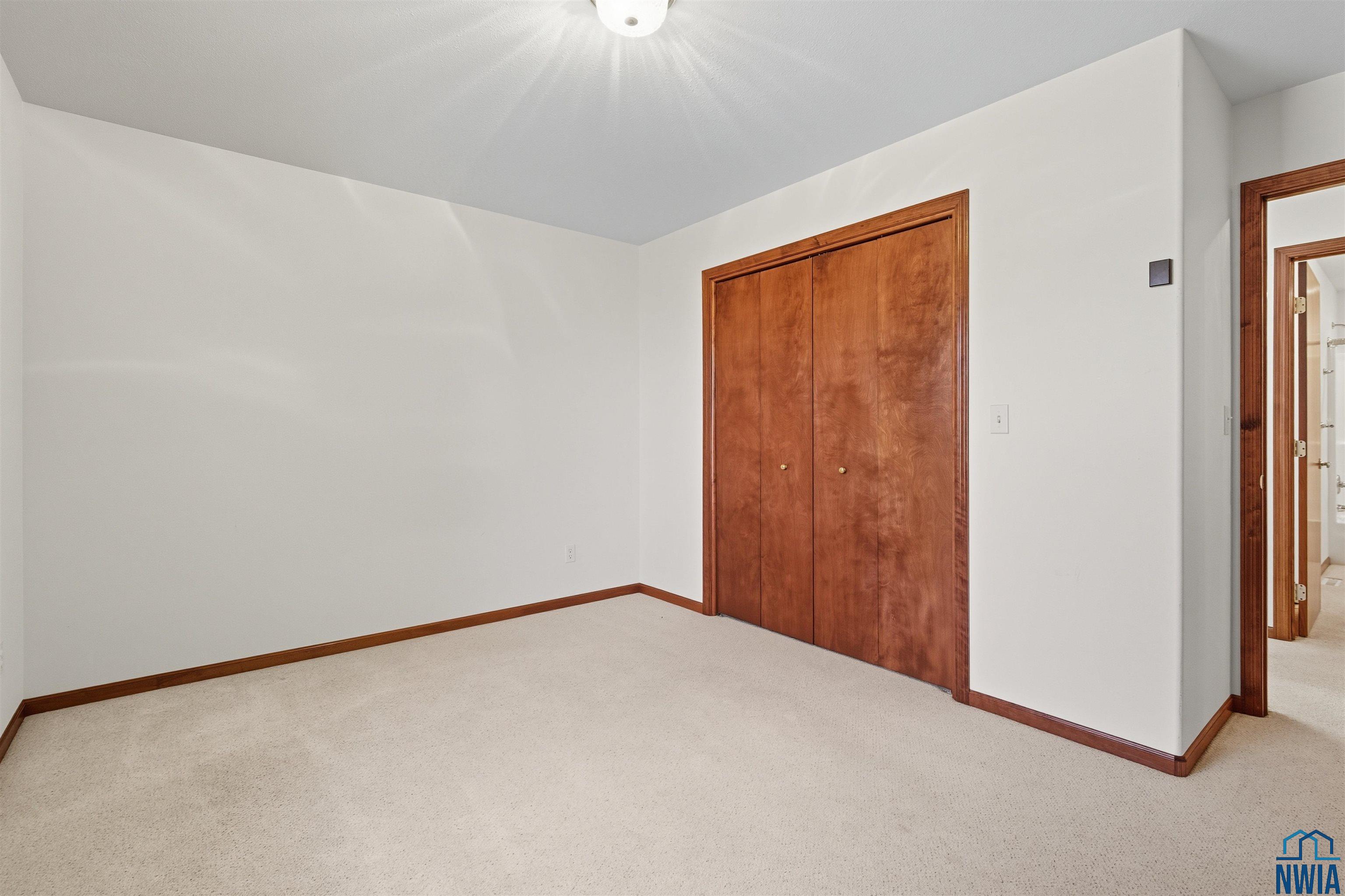MLS #830504