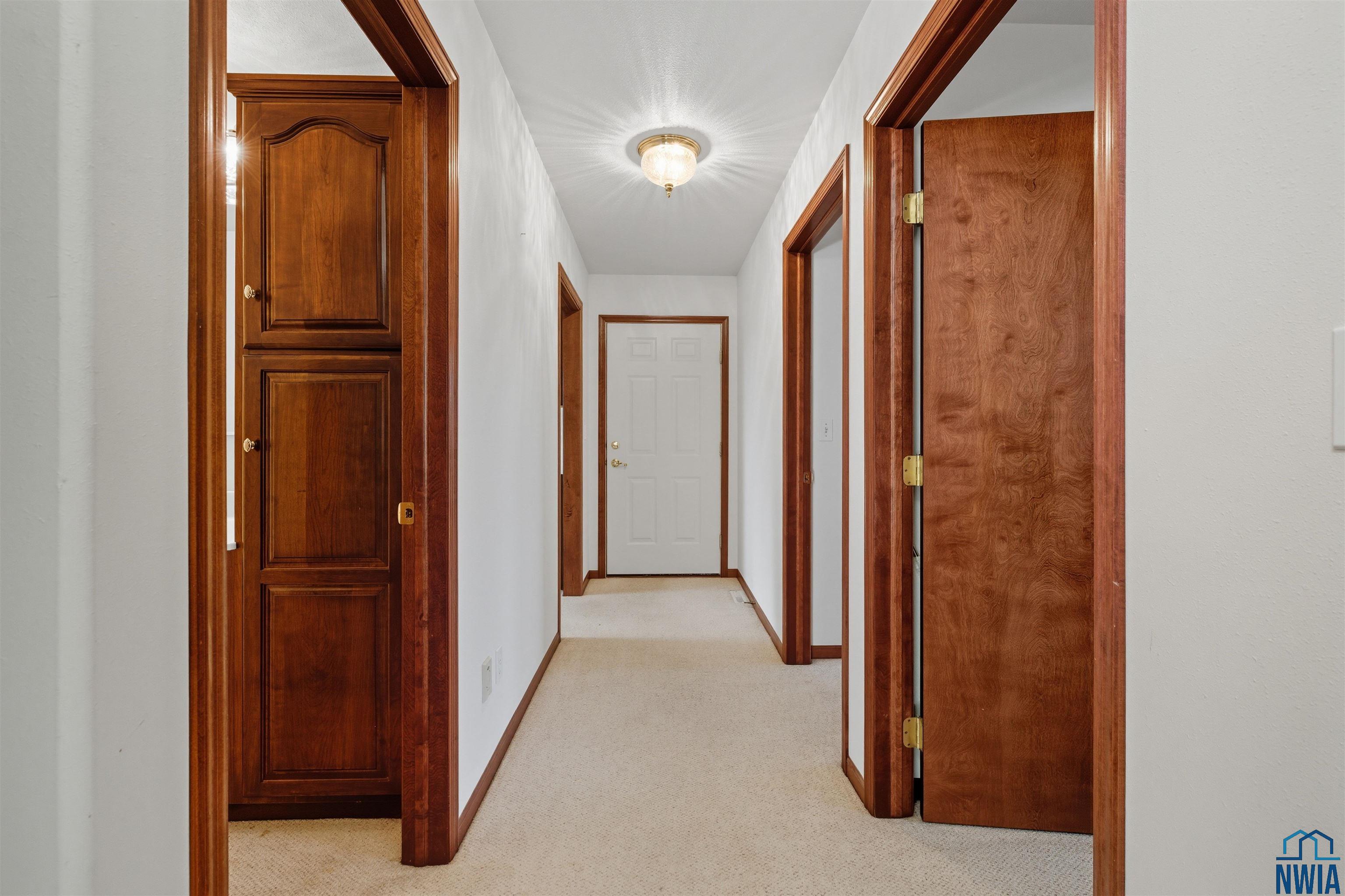 MLS #830504