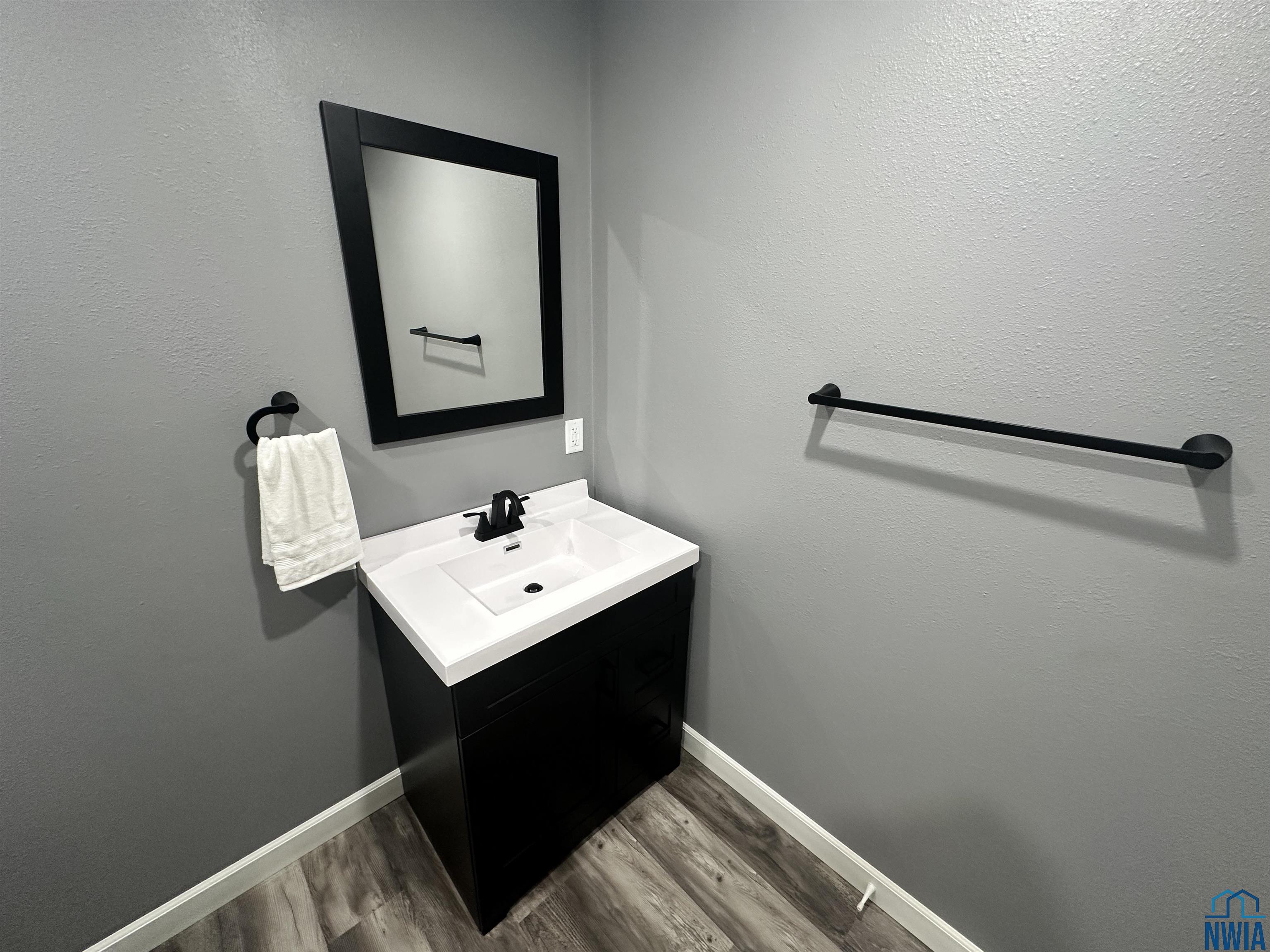 MLS #830512