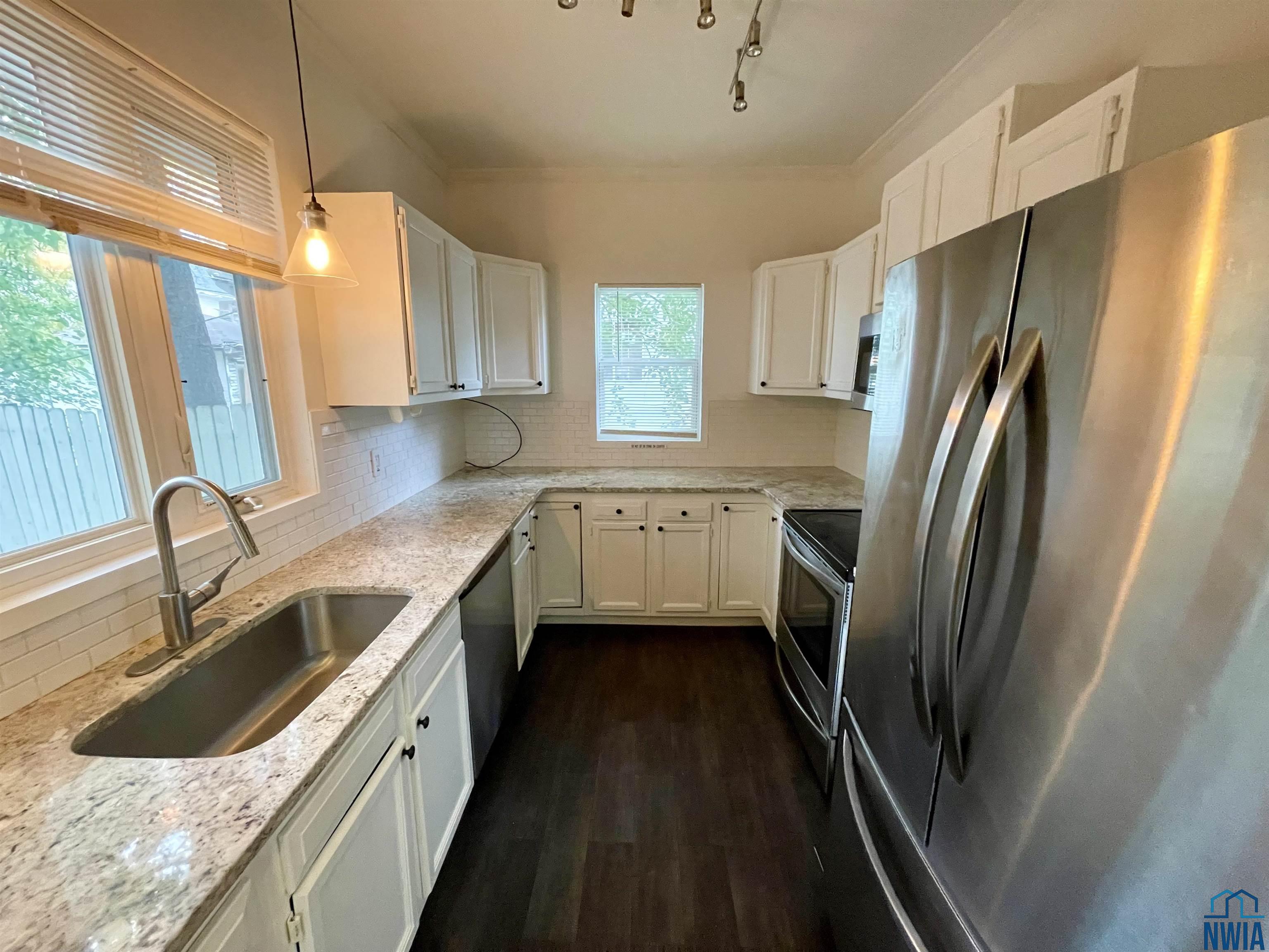 MLS #830515