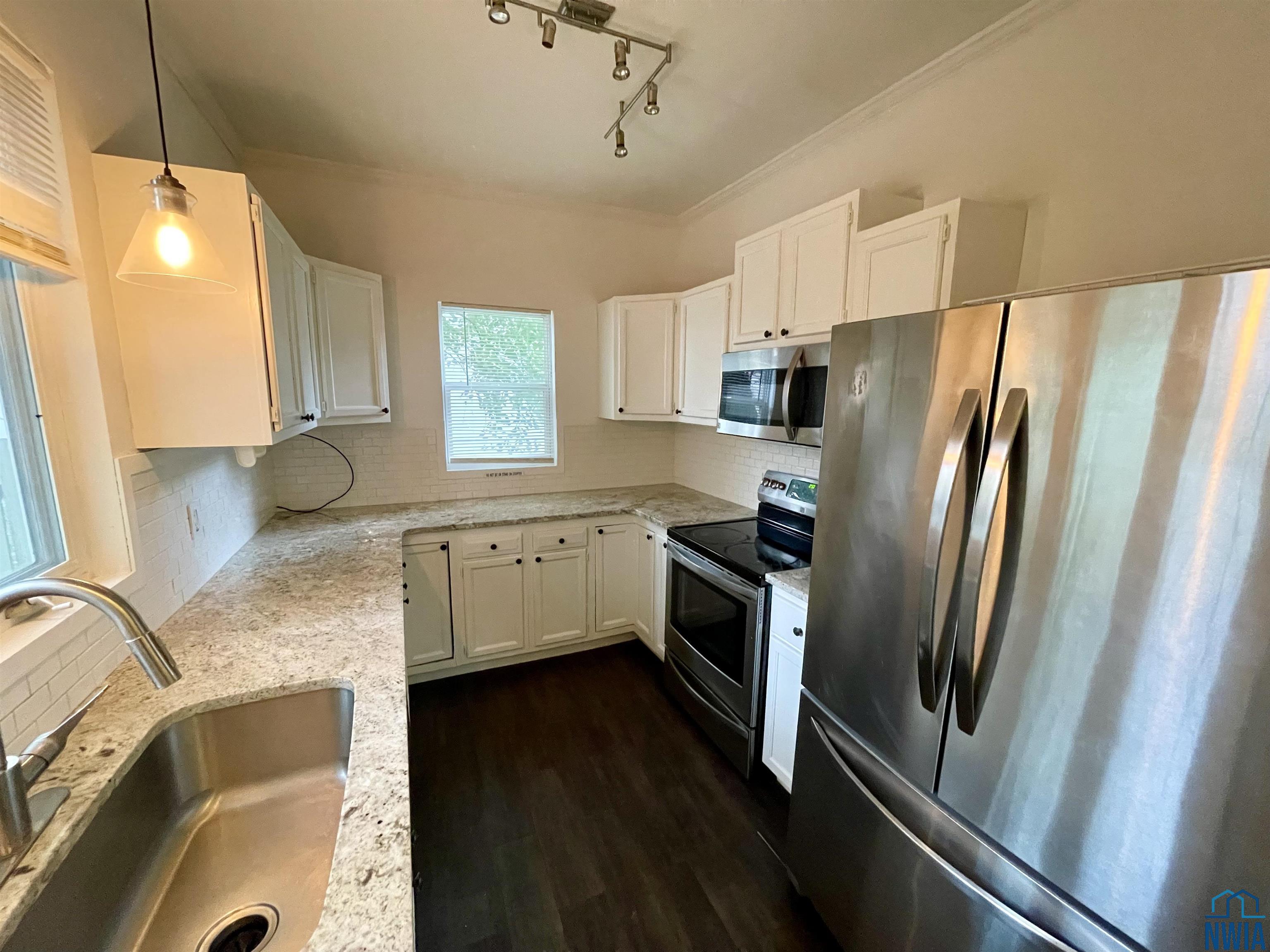 MLS #830515
