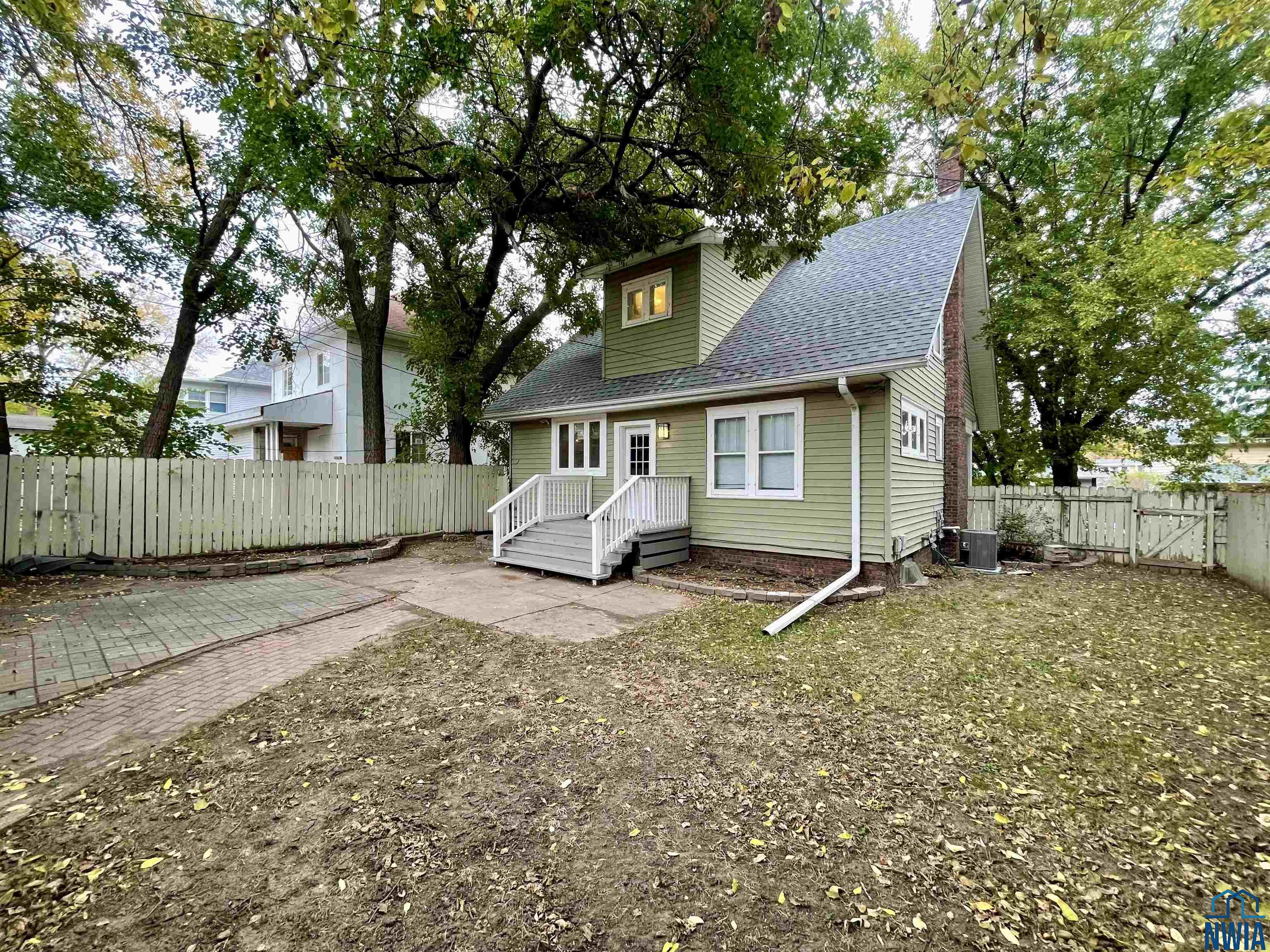 MLS #830515