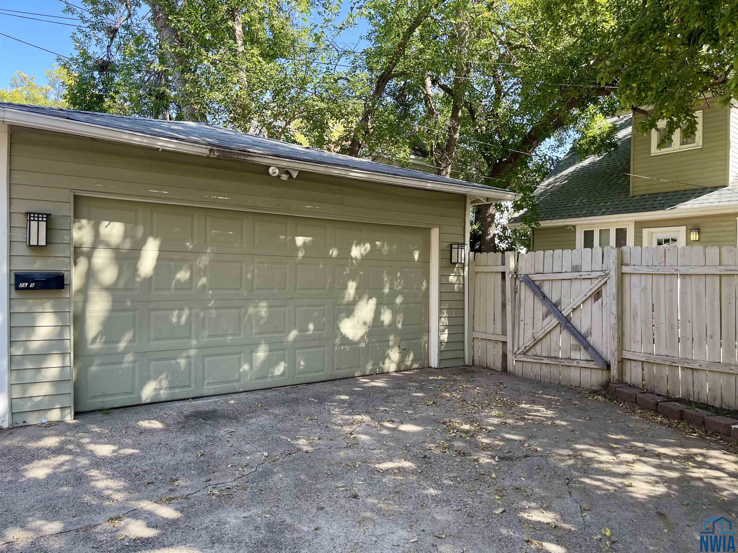 MLS #830515