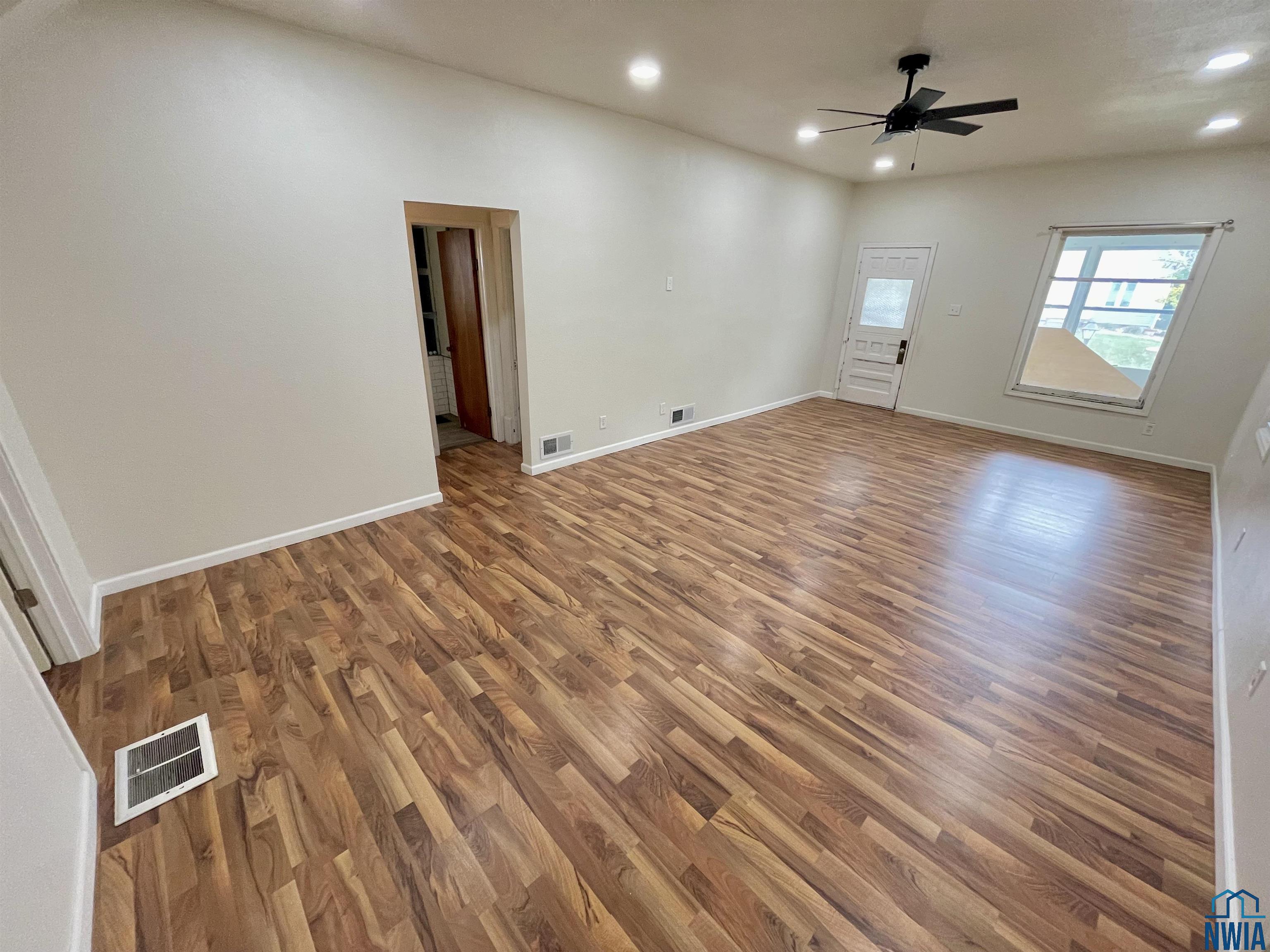 MLS #830519