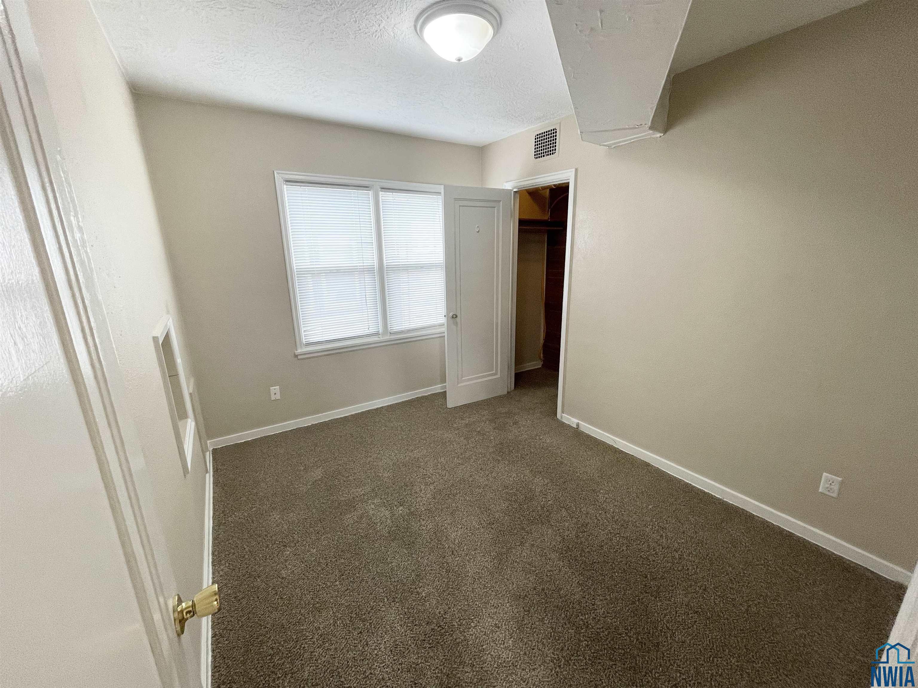 MLS #830522