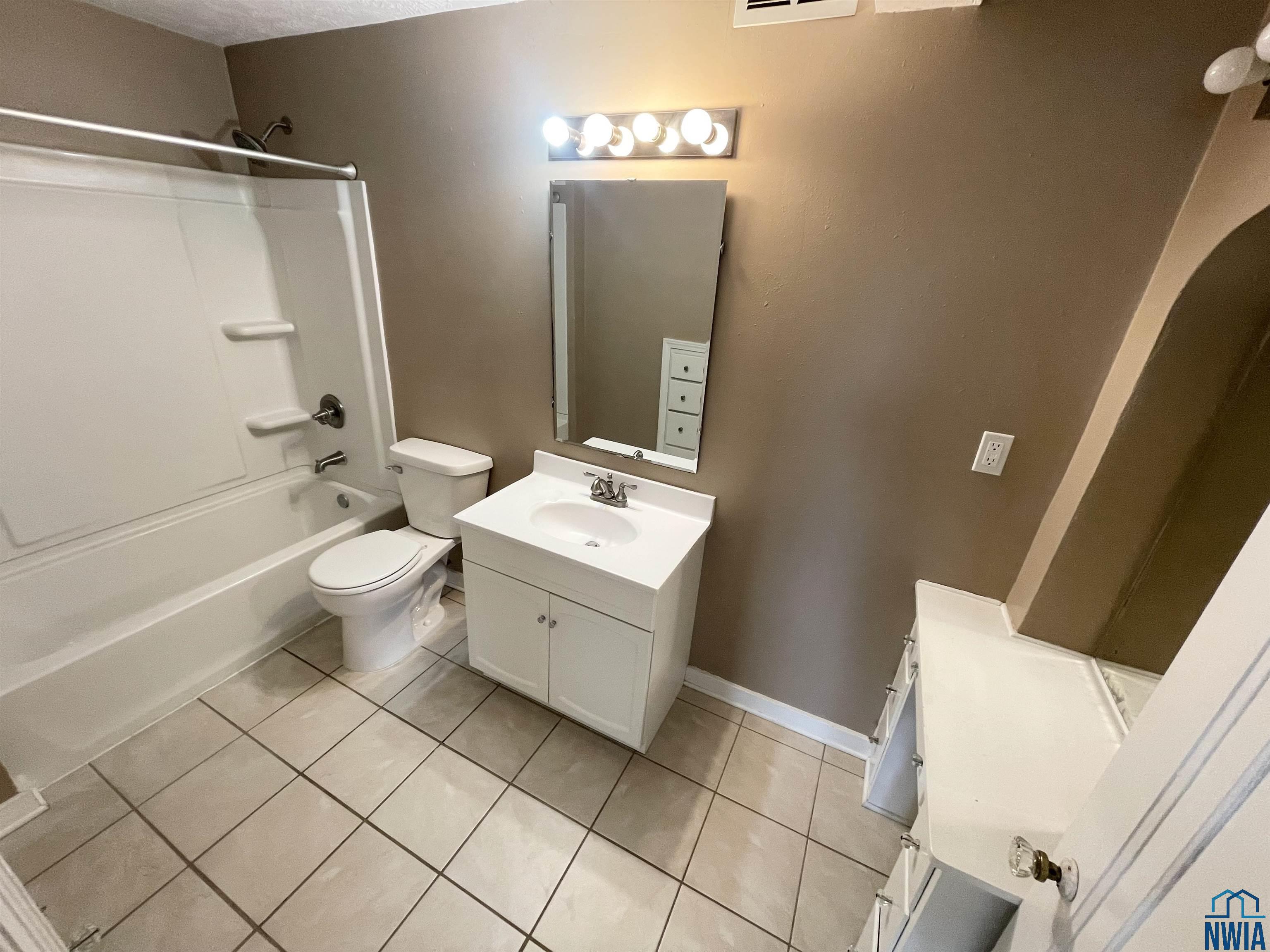 MLS #830522