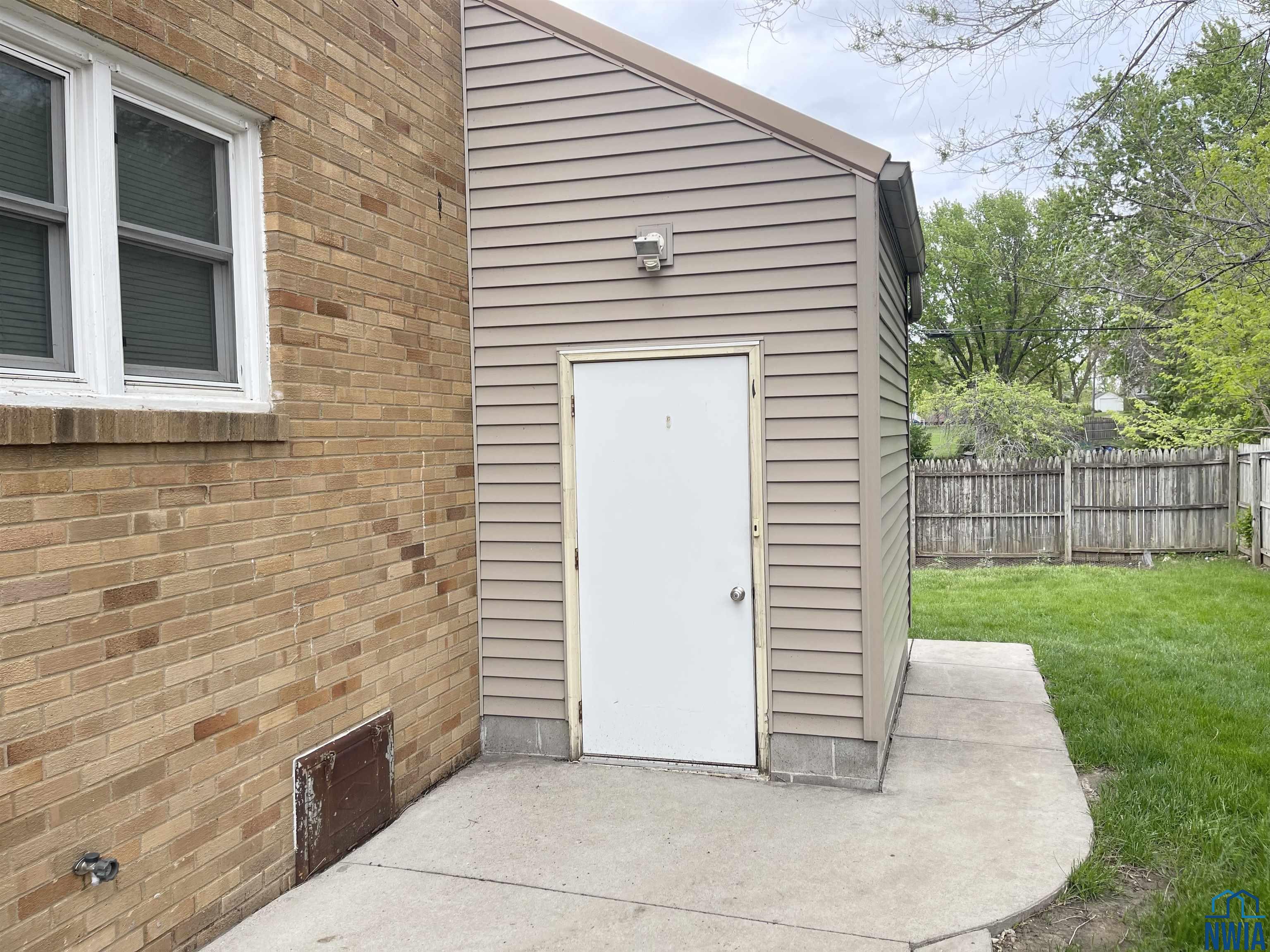 MLS #830522