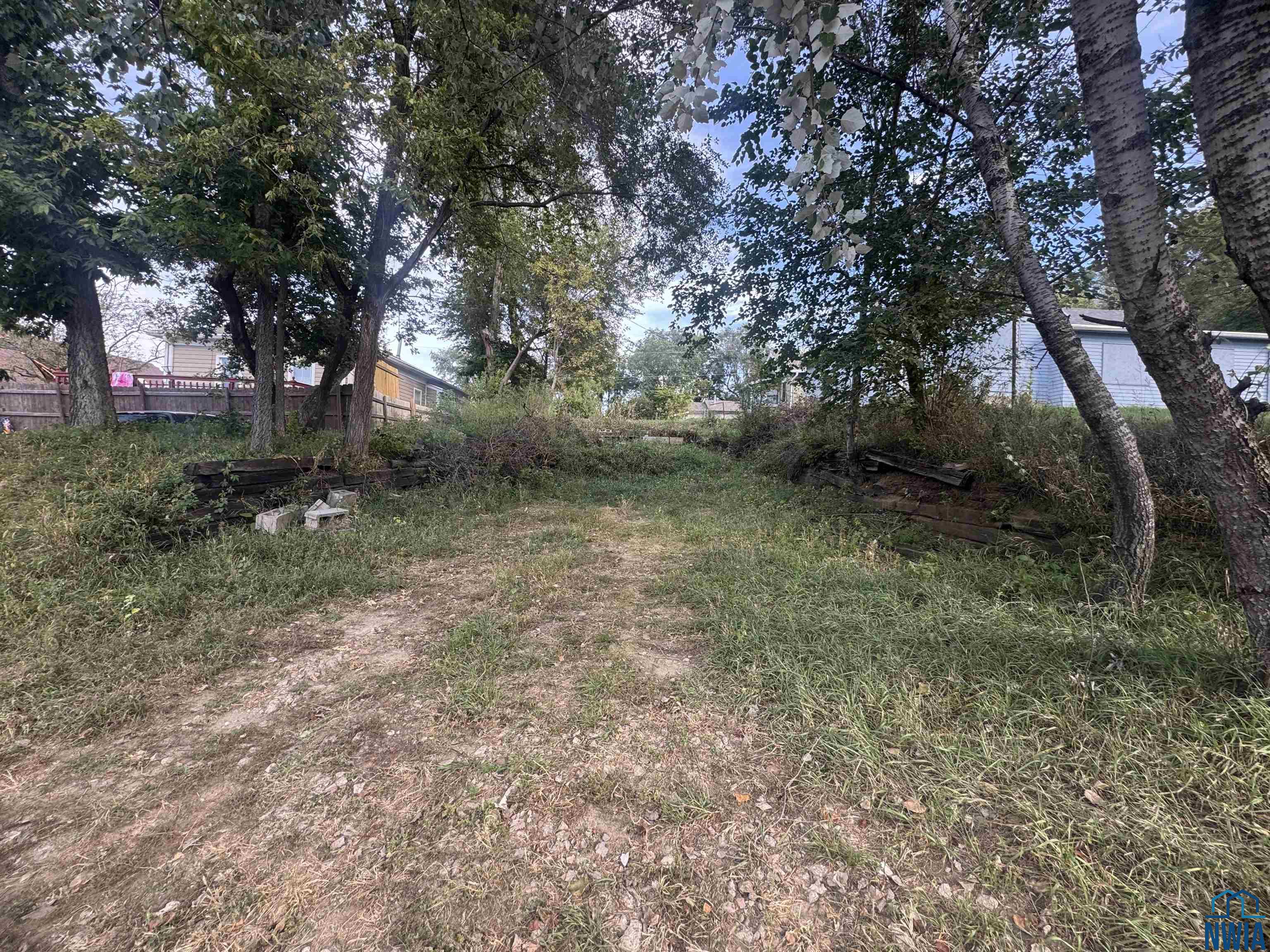 MLS #830523