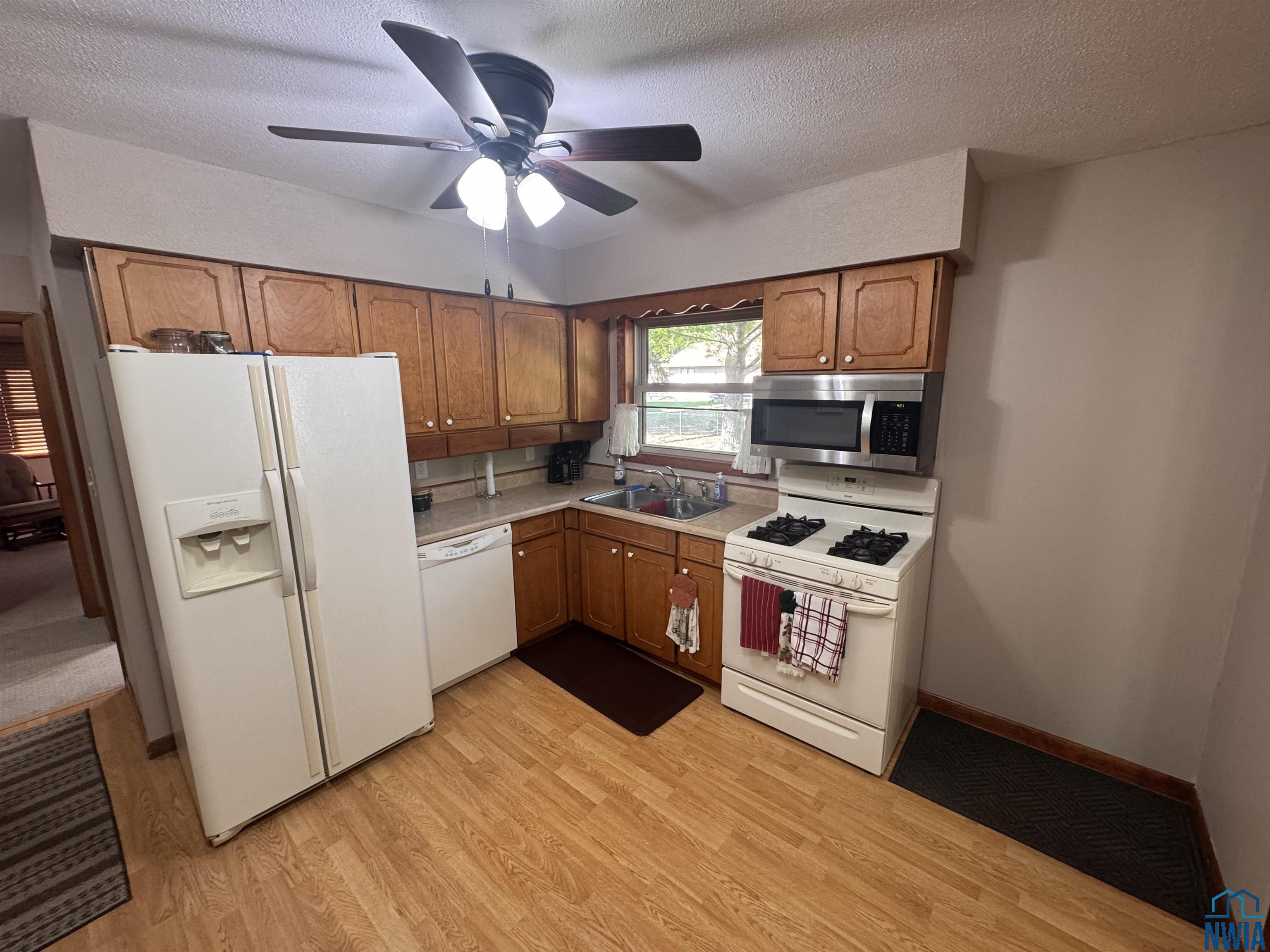 MLS #830525