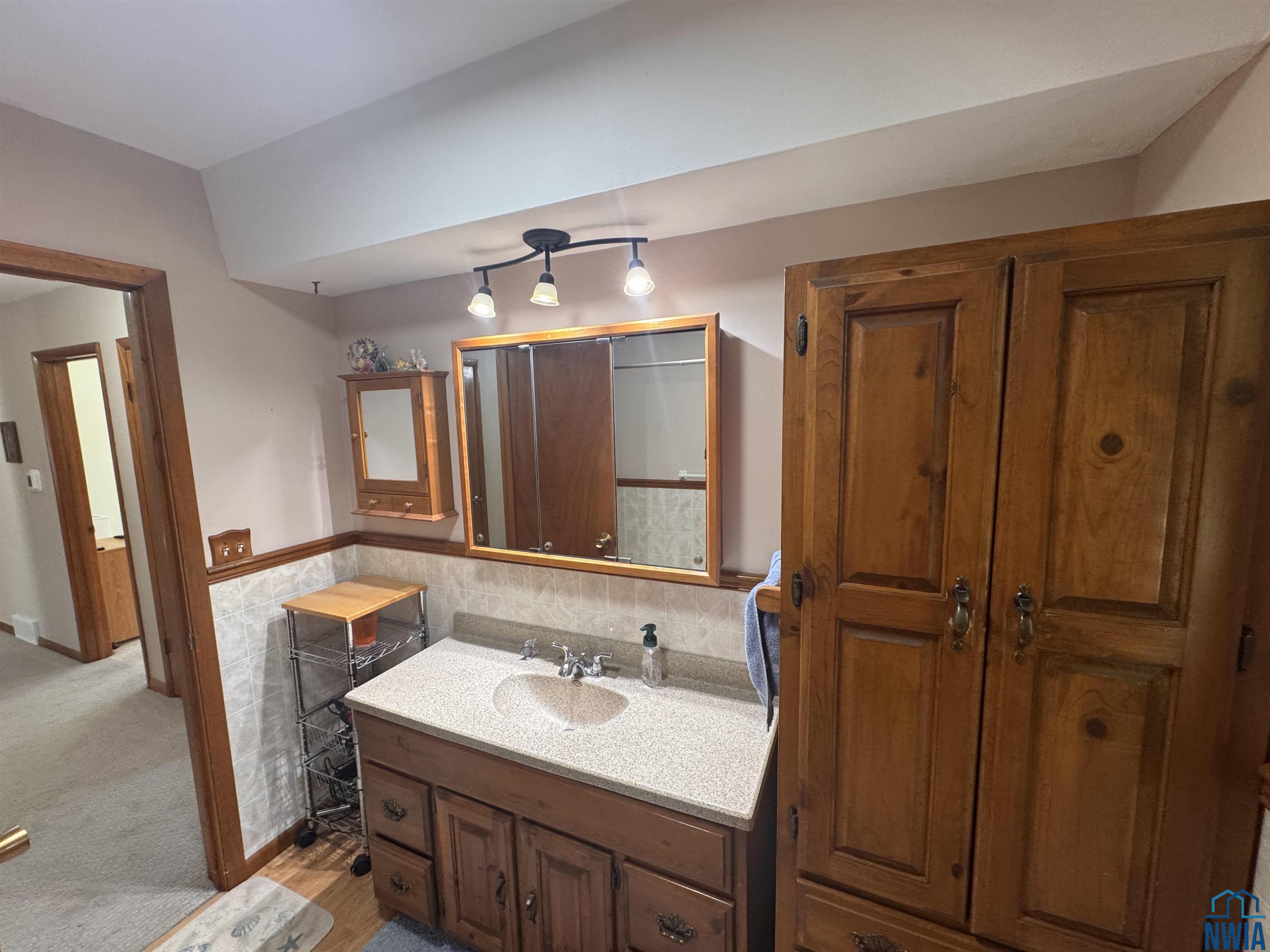 MLS #830525
